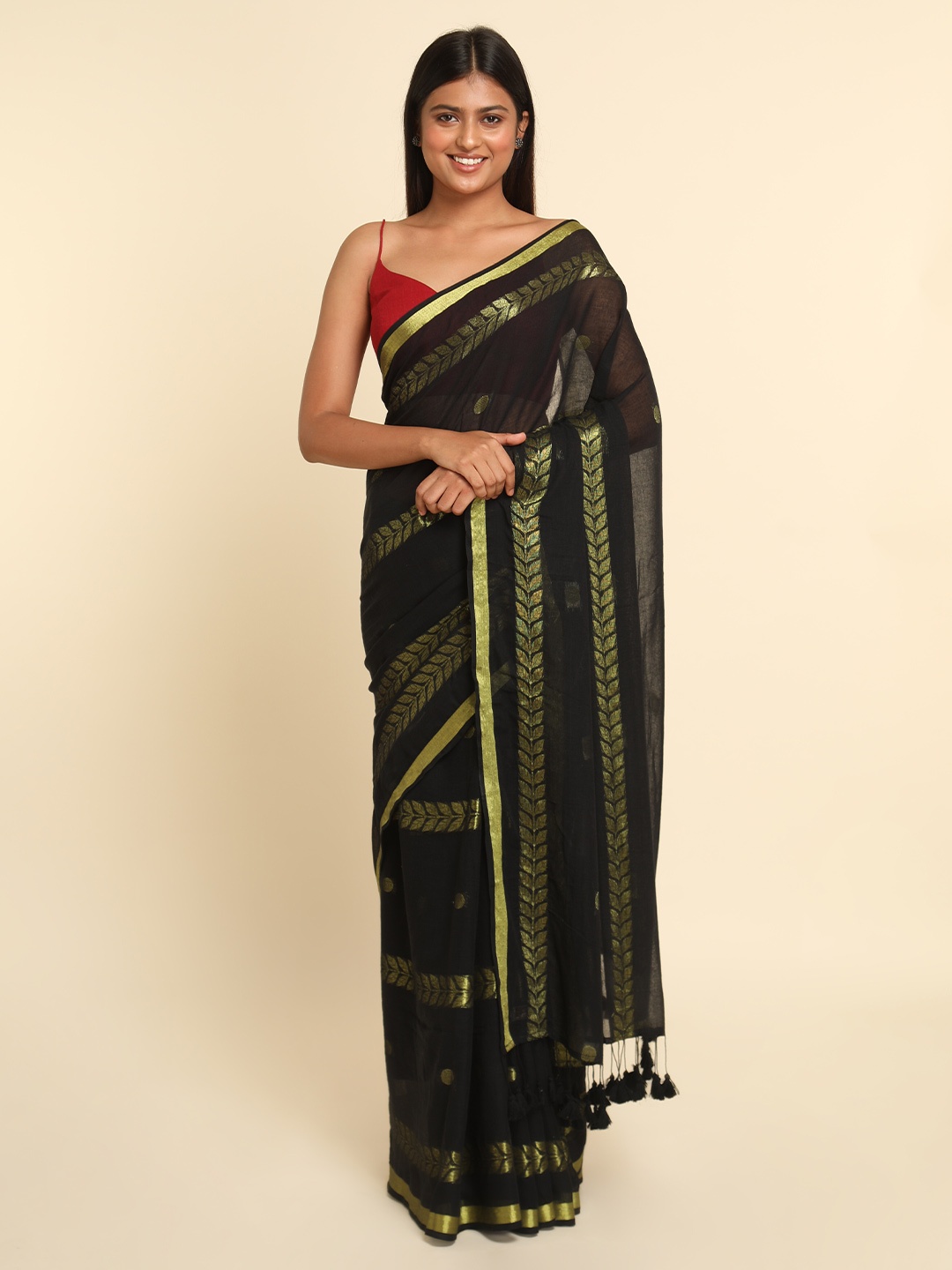 

Suta Black Striped Saree