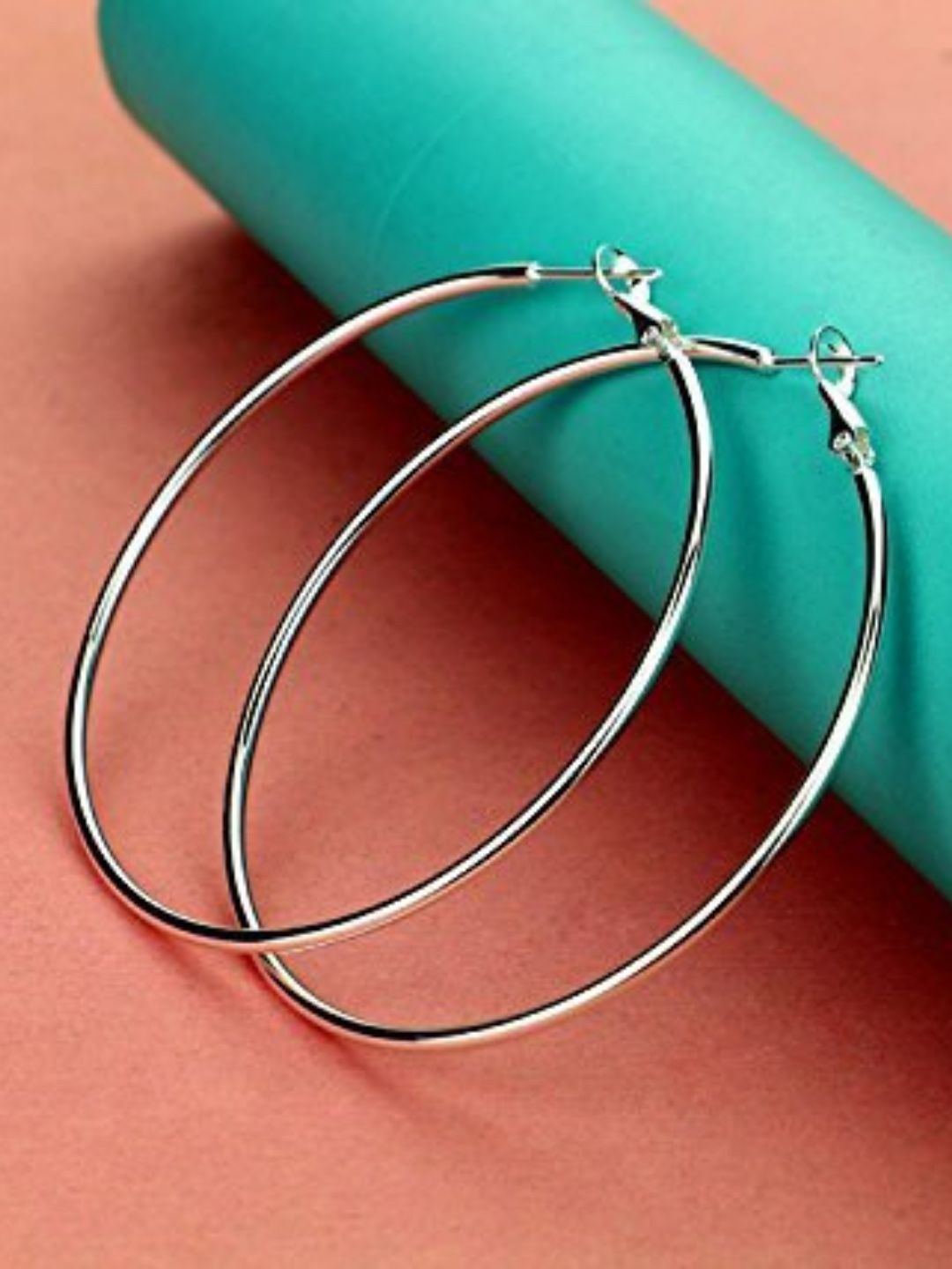 

I Jewels Silver-Toned Circular Hoop Earrings