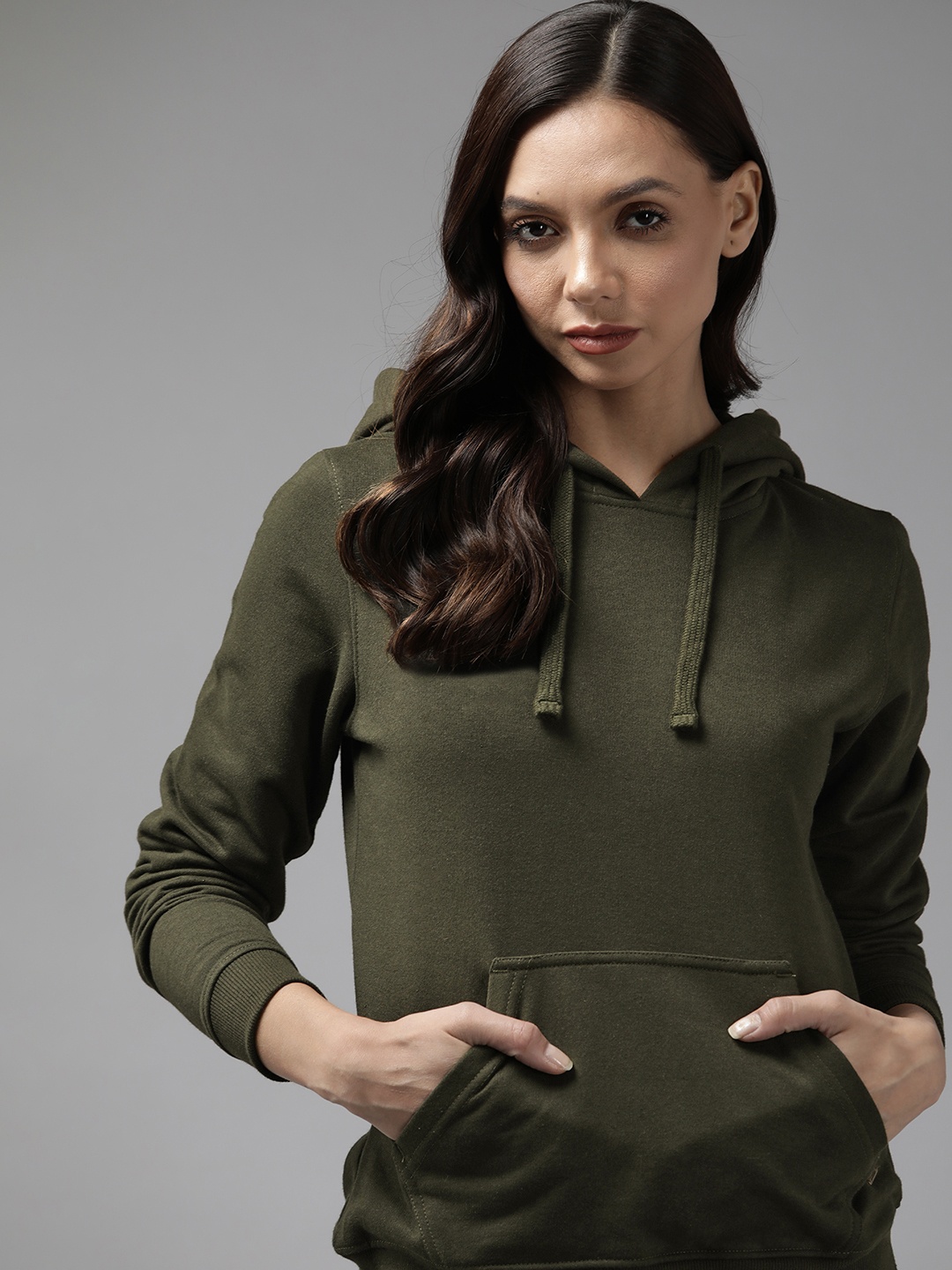 

Roadster Women Olive Green Solid Hooded Sweatshirt