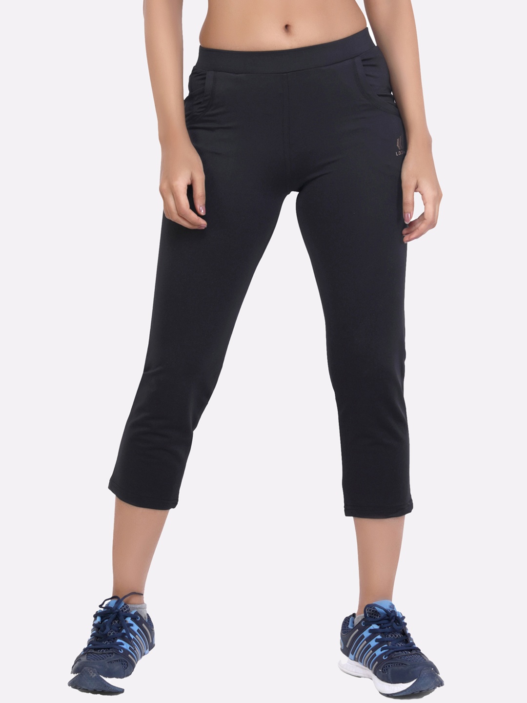 

LAASA SPORTS Women Black Capris