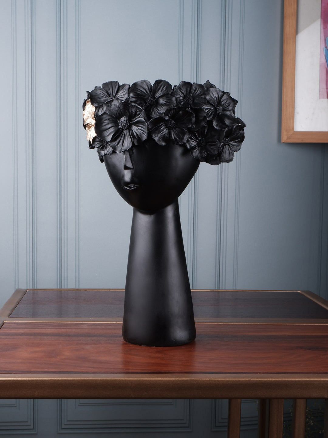 

THE WHITE INK DECOR Black Decor Vase