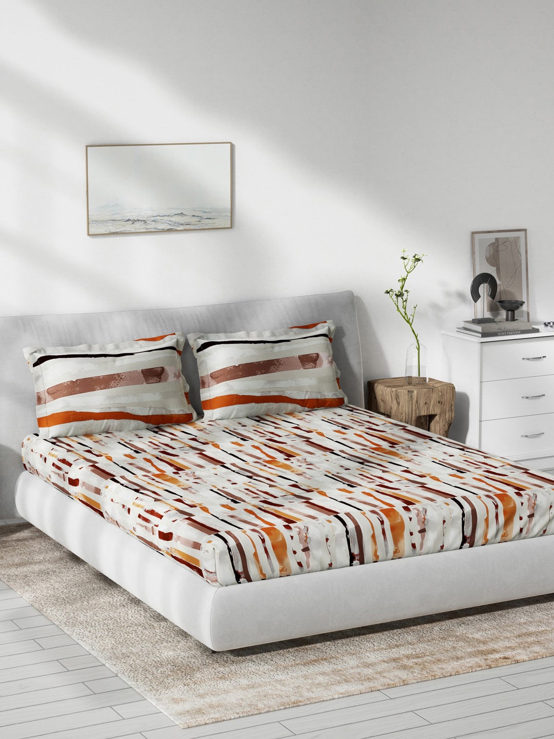 

DDecor Printed 144 TC King Bedsheet with 2 Pillow Covers, Brown