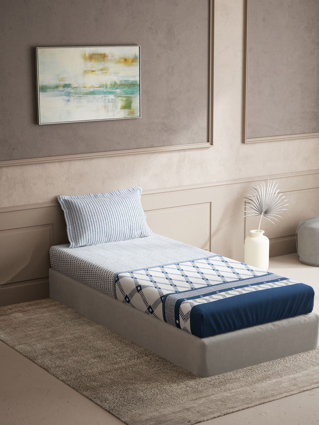 

DDecor Blue & White Geometric 150 TC Single Bedsheet with 1 Pillow Covers