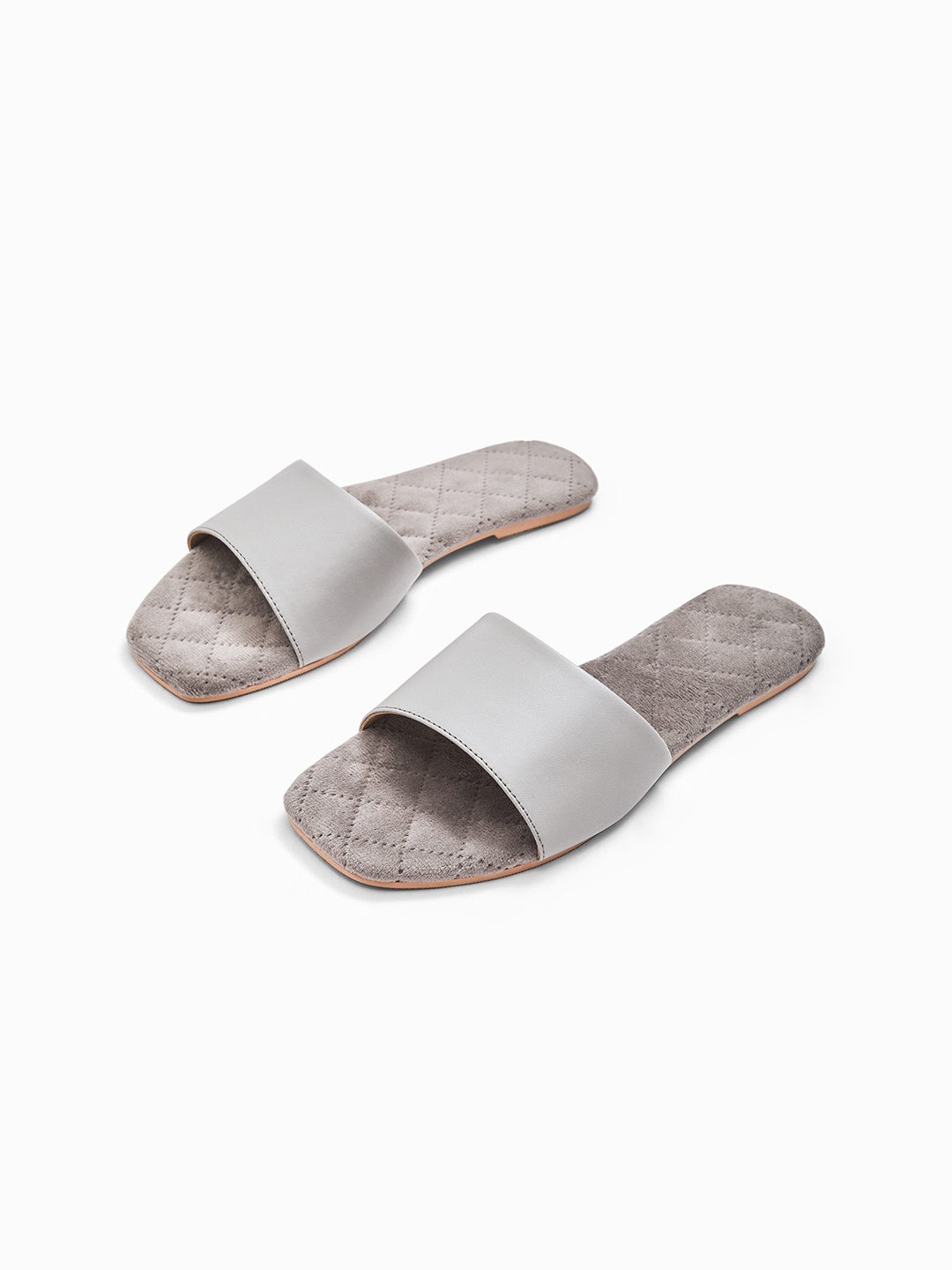 

The Label Life Women Grey Open Toe Flats