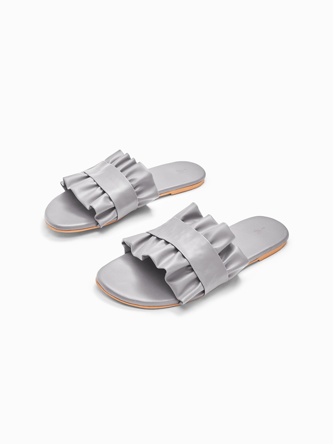 

The Label Life Women Grey Open Toe Flats