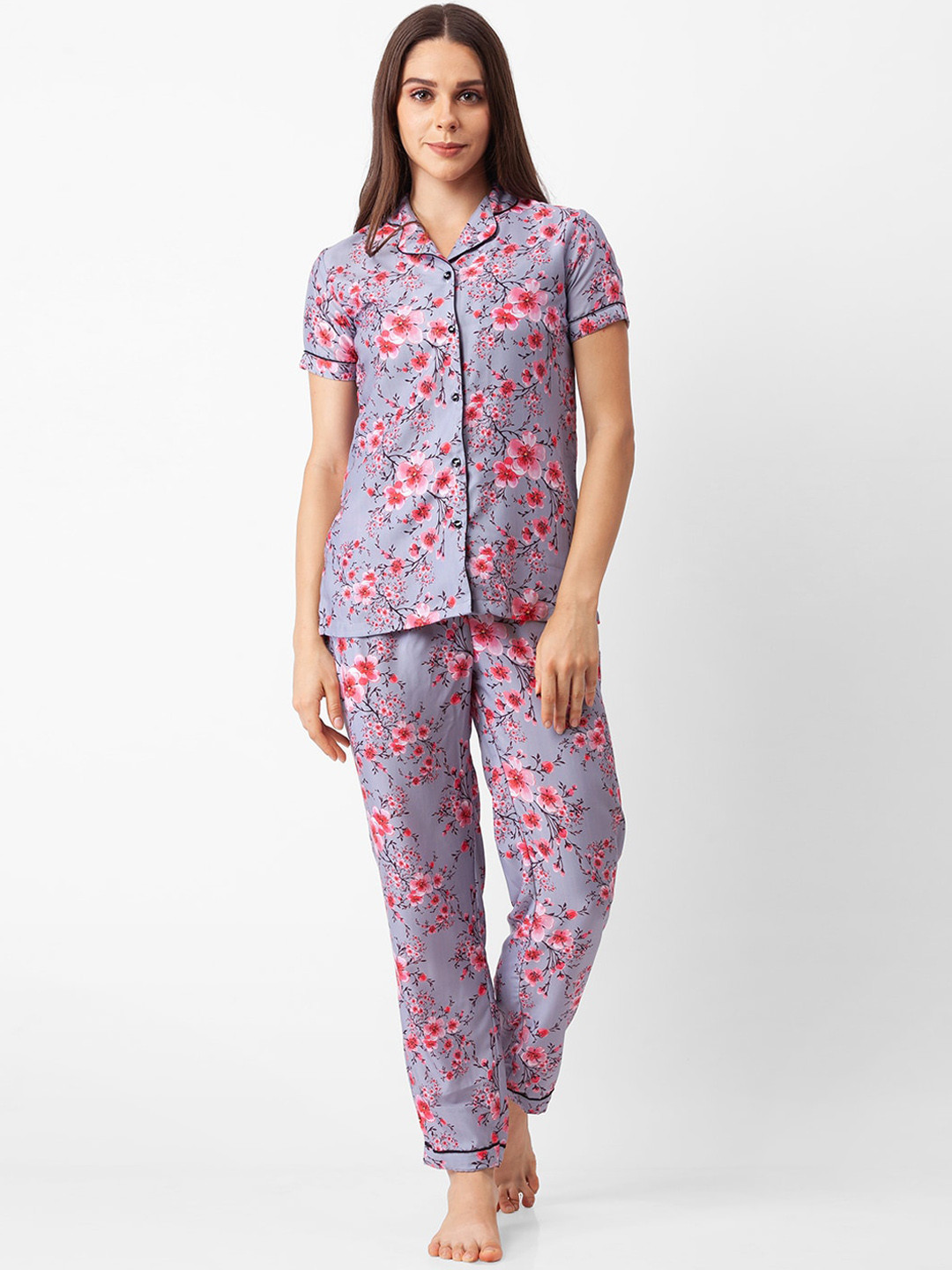 

FashionRack Women Grey & Red Printed Night suit