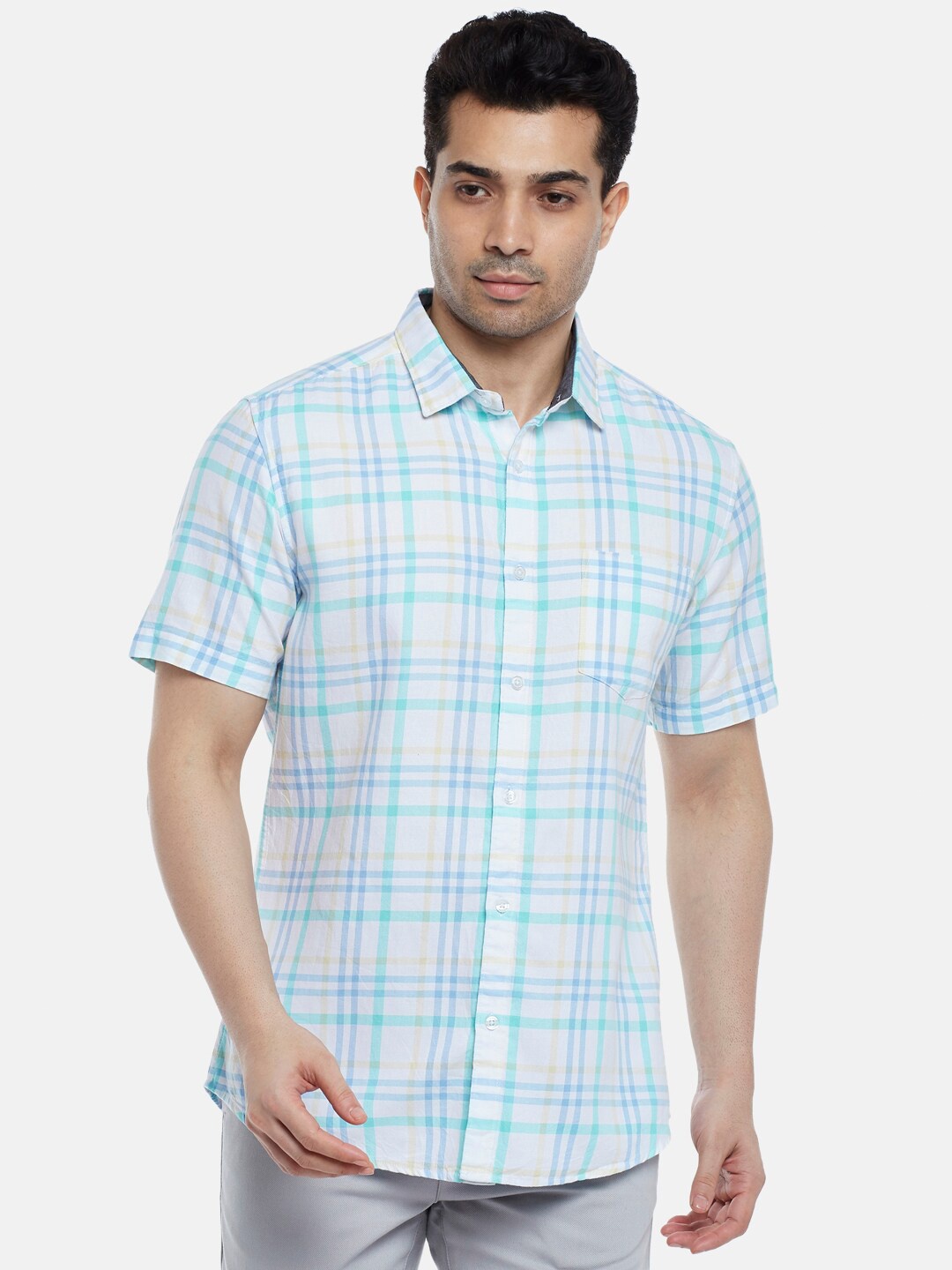 

BYFORD by Pantaloons Men White Tartan Checks Checked Casual Shirt