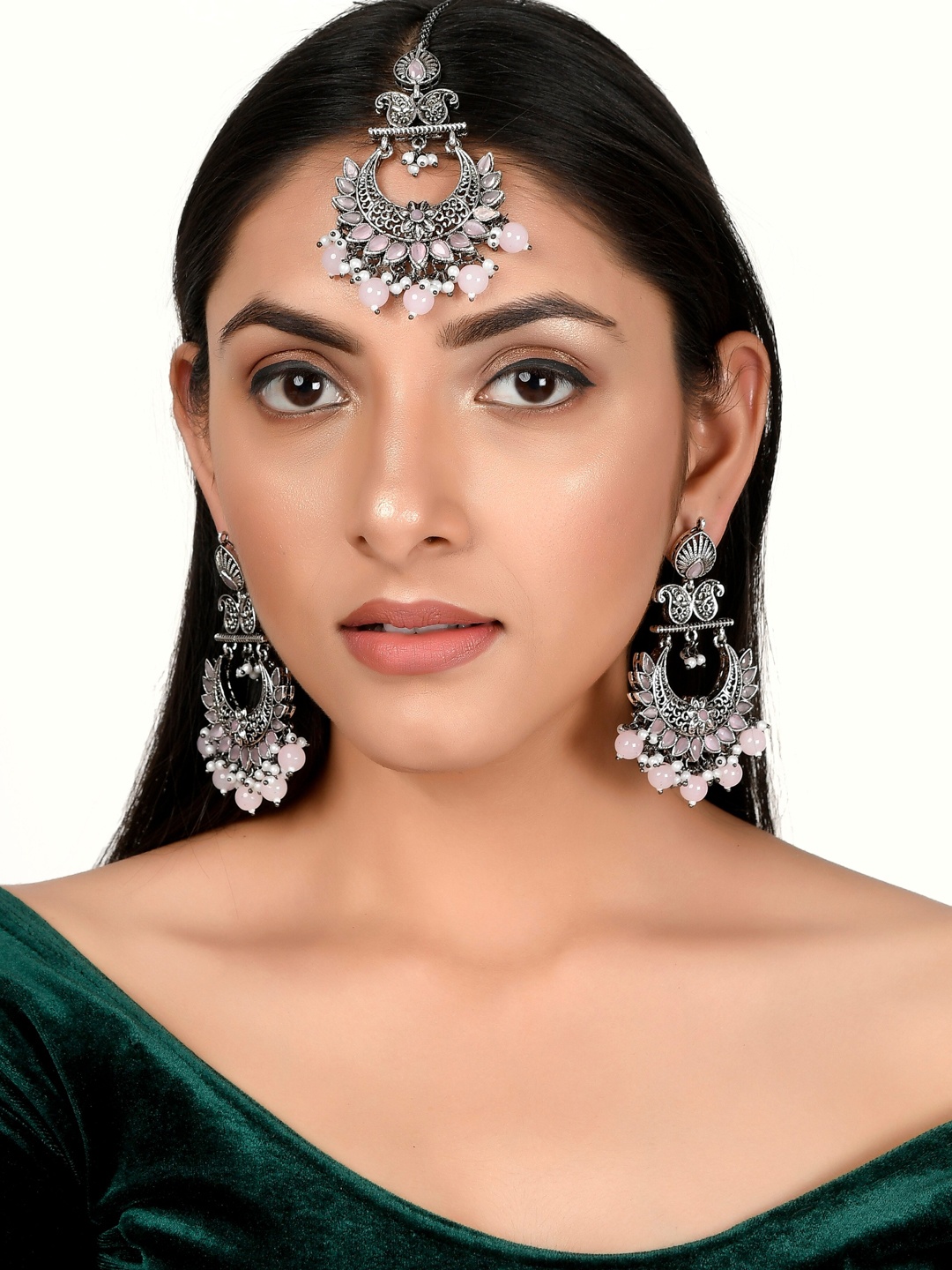 

AQUASTREET JEWELS Oxidised Silver-Plated & Pink Stones-Studded & Beaded Earrings & Maang Tikka Jewellery Set