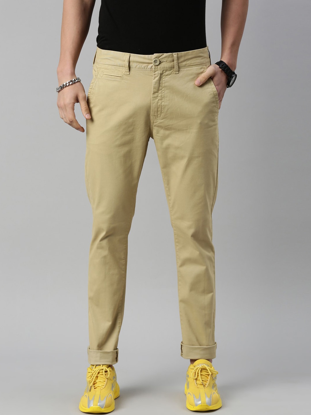 

Breakbounce Men Khaki Skinny Fit Low-Rise Chinos Trousers