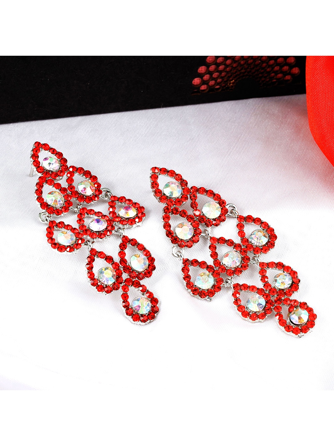 

Fashion Frill Red Contemporary Studs Earrings