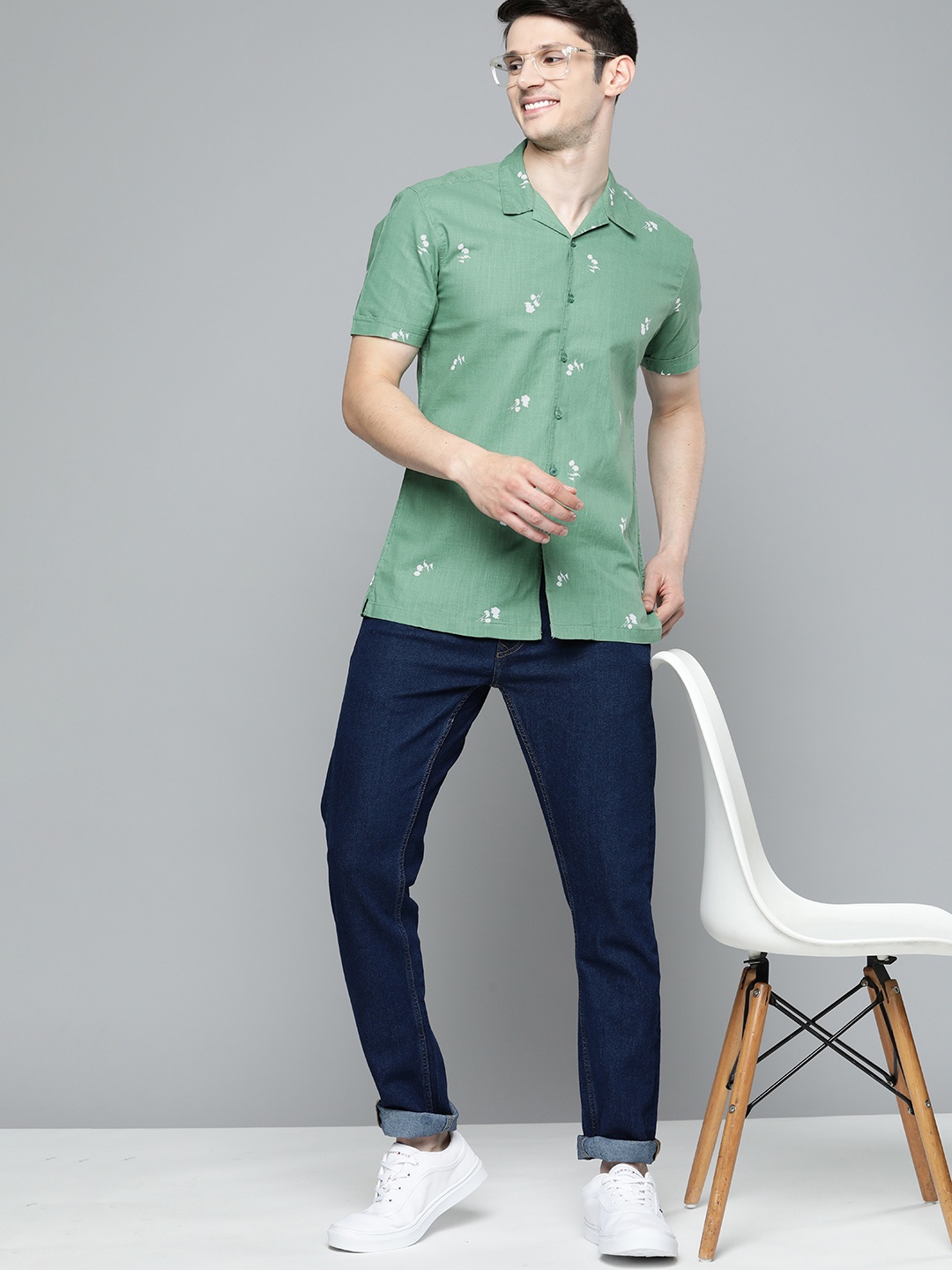 

Mast & Harbour Men Floral Print Cuban Collar Casual Shirt, Green