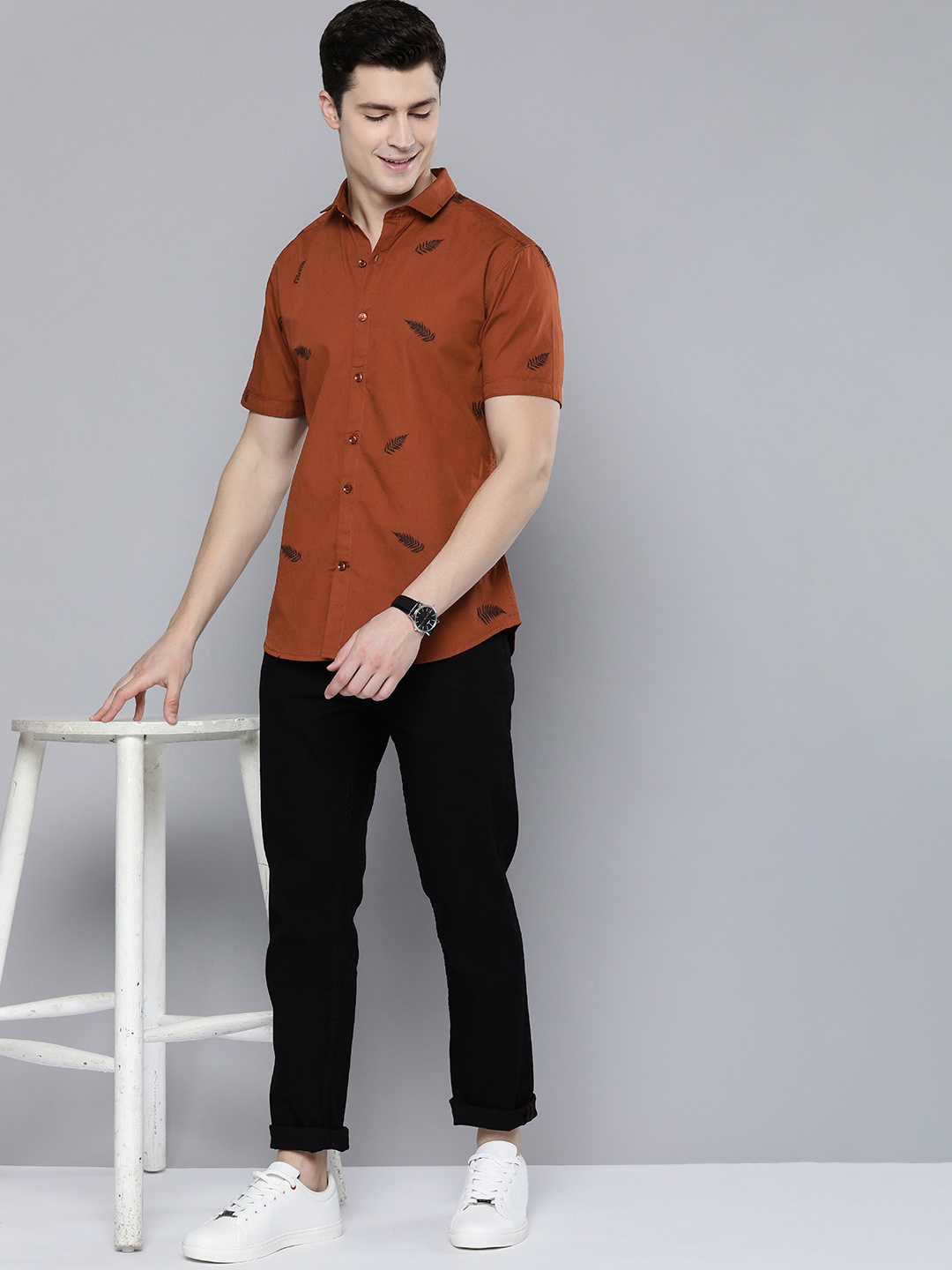 

Mast & Harbour Men Pure Cotton Printed Casual Shirt, Rust