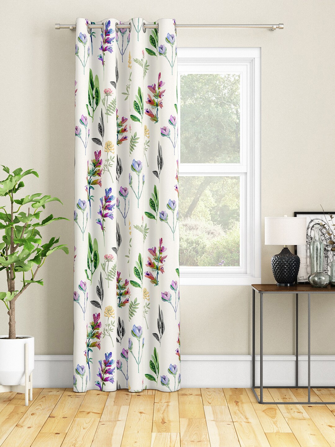 

SEJ by Nisha Gupta White & Green Floral Long Door Curtain
