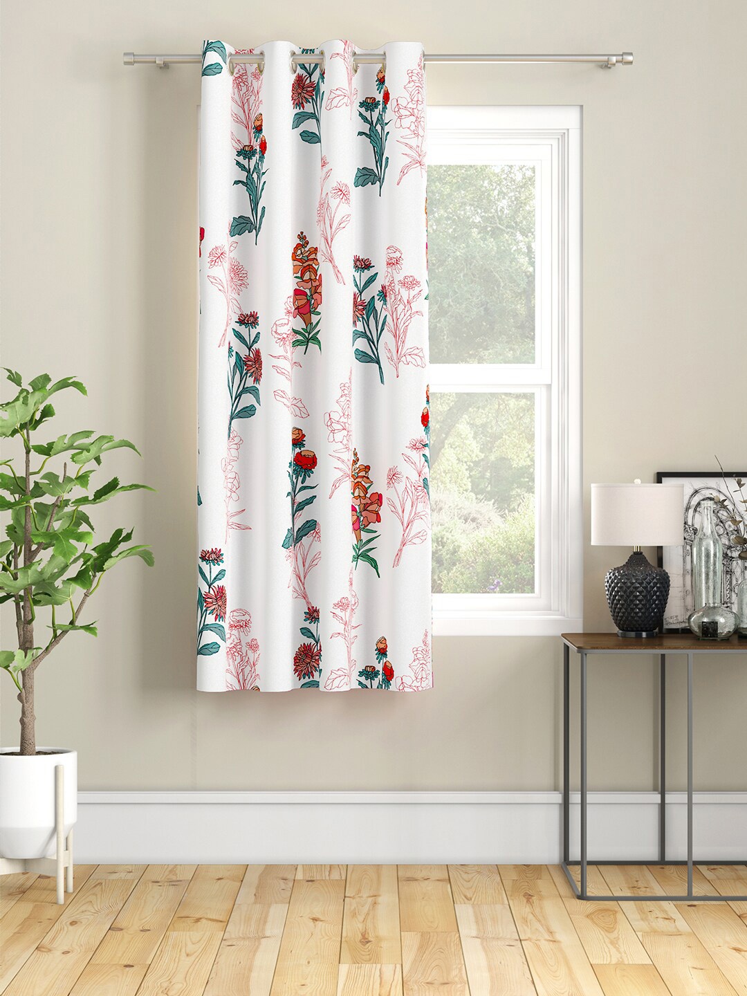 

SEJ by Nisha Gupta White & Red Floral Window Curtain