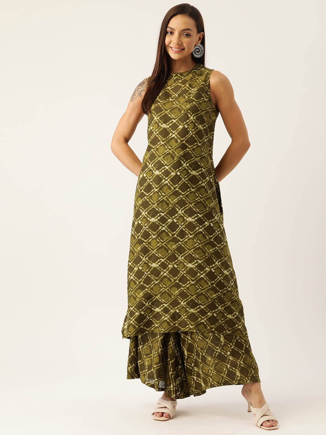 

InWeave Women Olive Green Printed Kurta with Palazzos