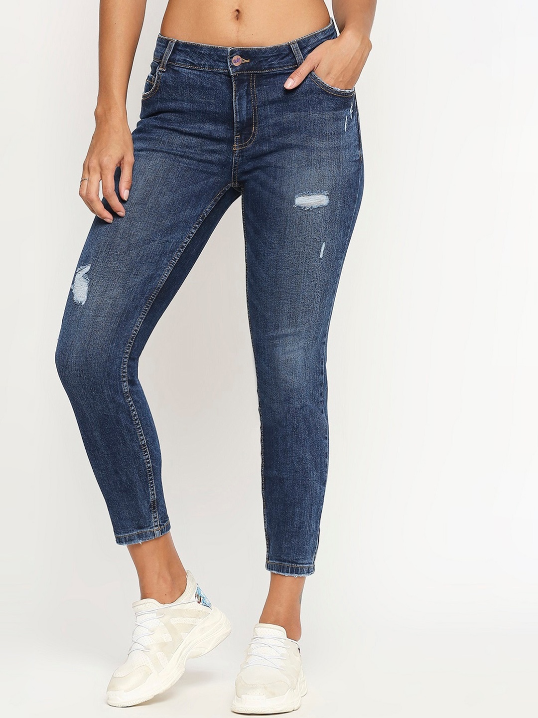 

LOVEGEN Women Blue Comfort Skinny Fit Low Distress Light Fade Stretchable Jeans