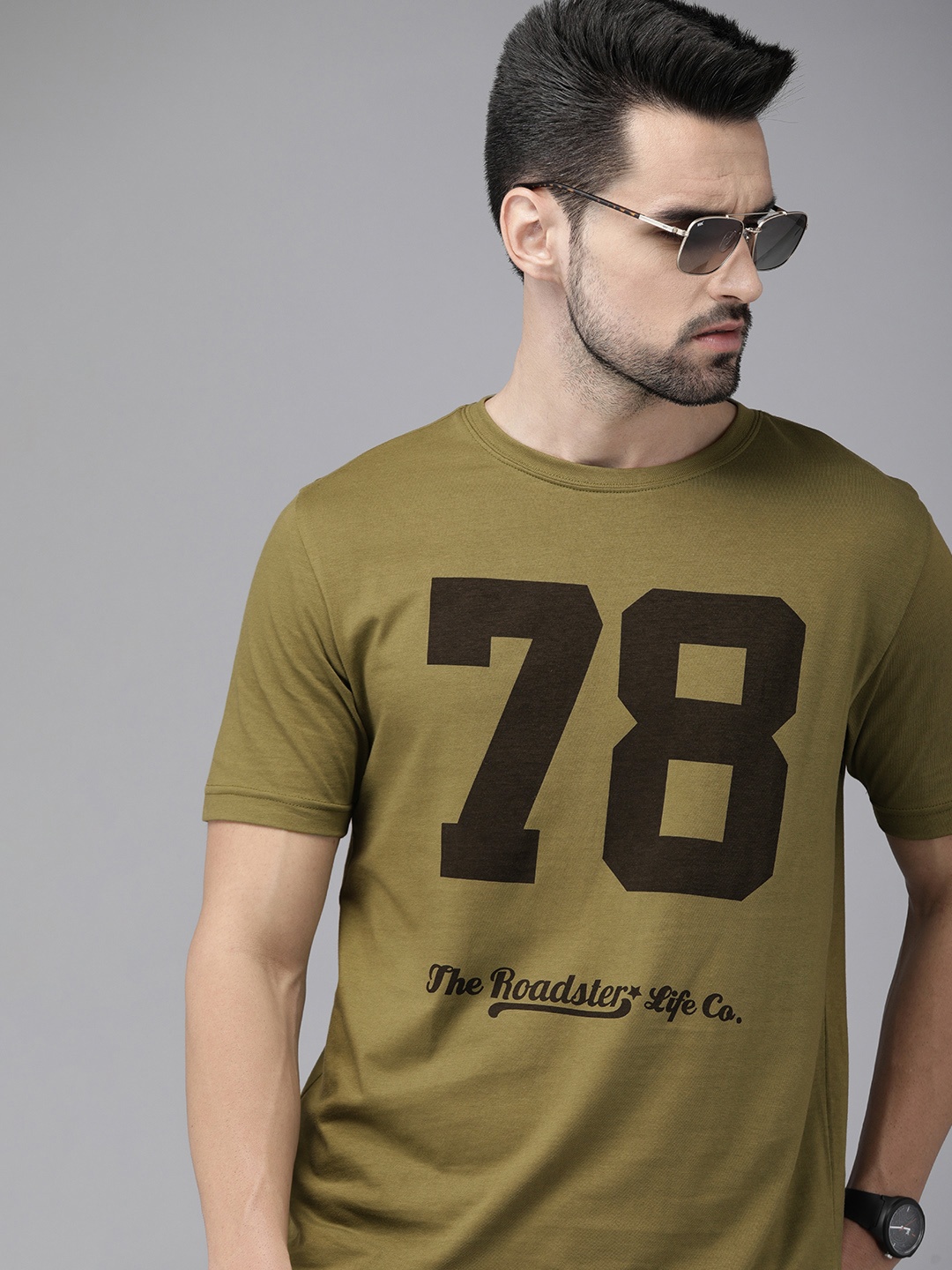 

Roadster Men Olive Green & Black Printed Pure Cotton T-shirt