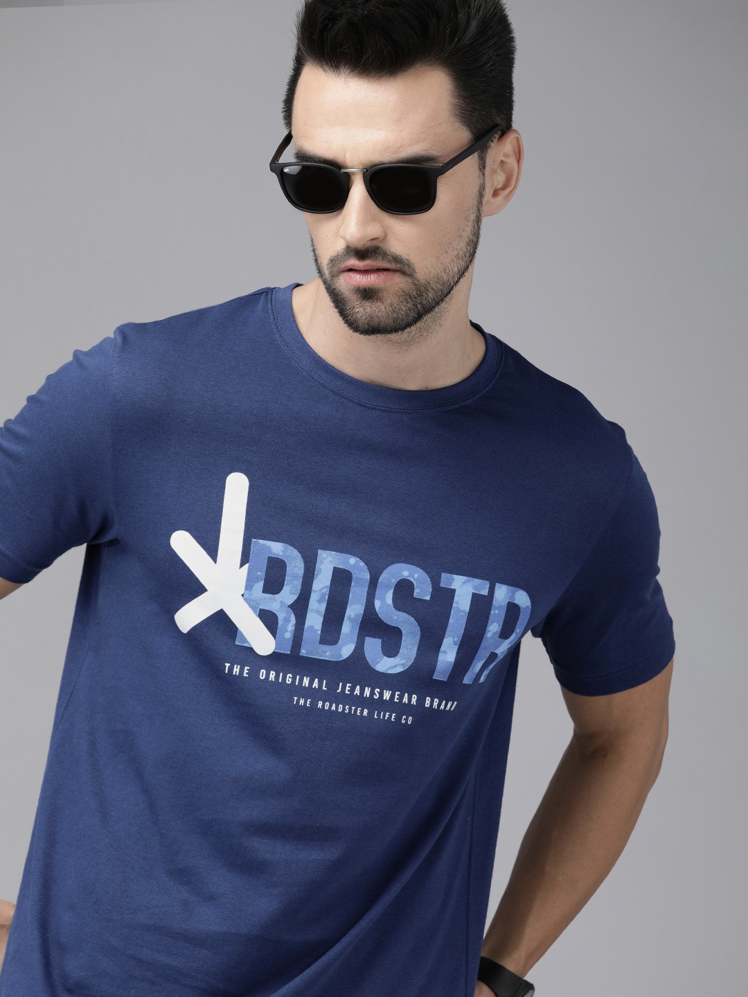

Roadster Men Navy Blue Brand Logo Printed Pure Cotton T-shirt