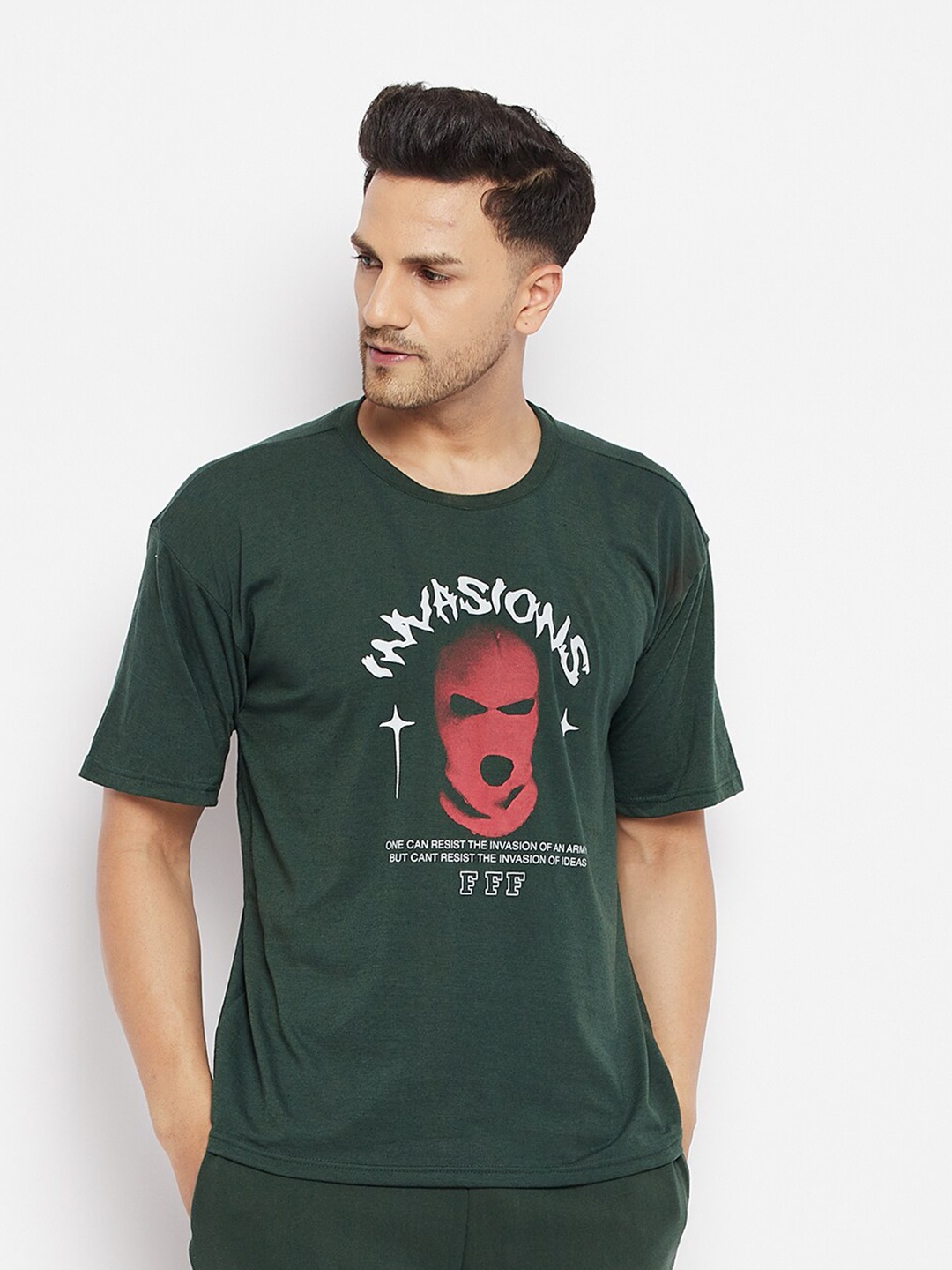 

FUGAZEE Men Green Printed Oversized T-shirt