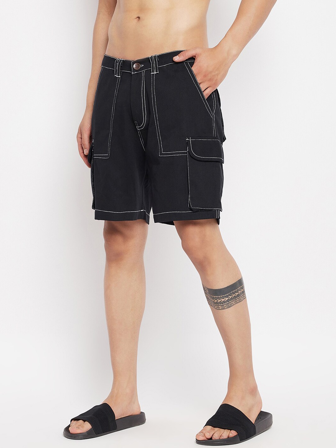 

FUGAZEE Men Black Loose Fit Cargo Shorts
