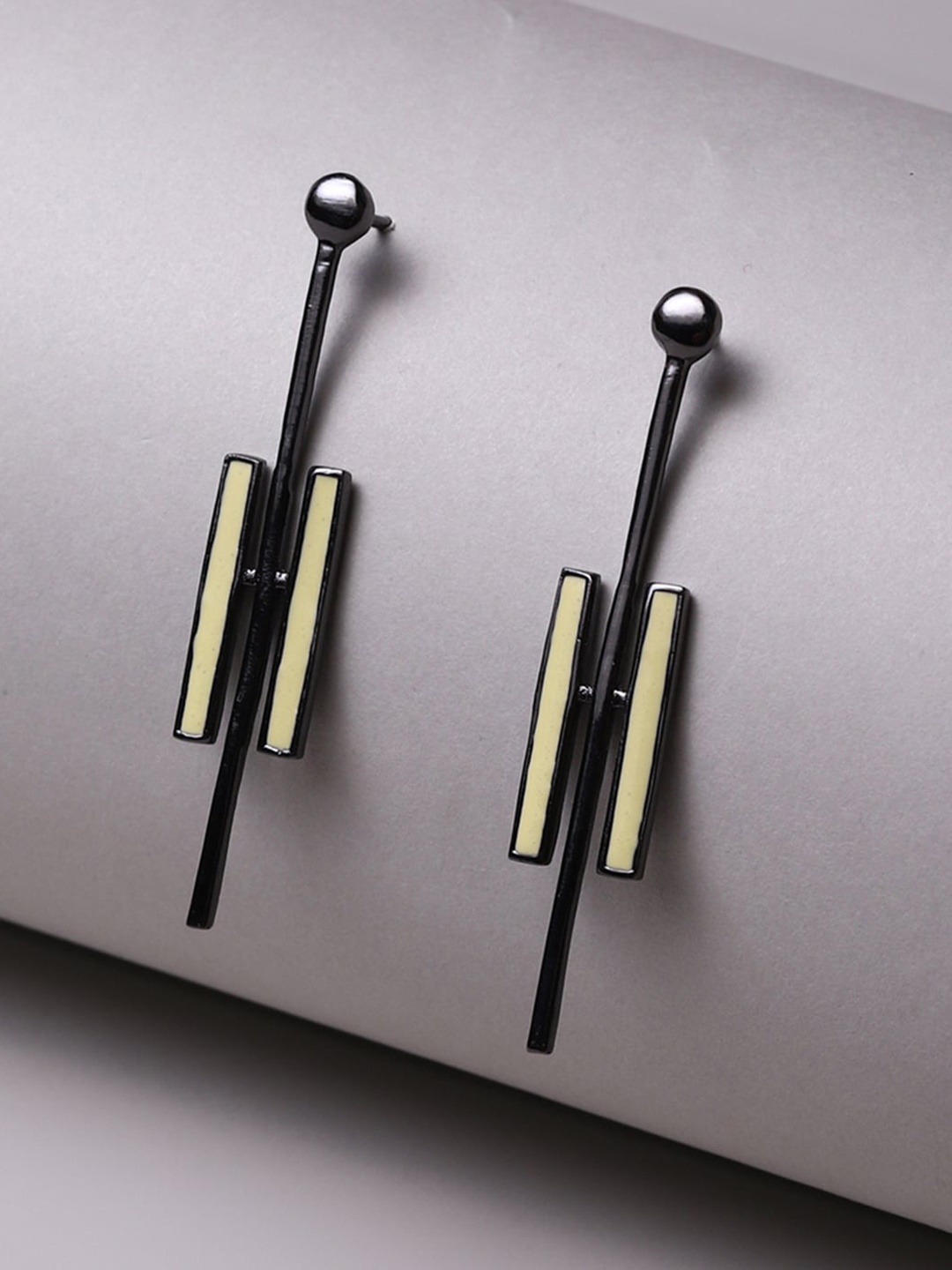 

Voylla Black Contemporary Drop Earrings
