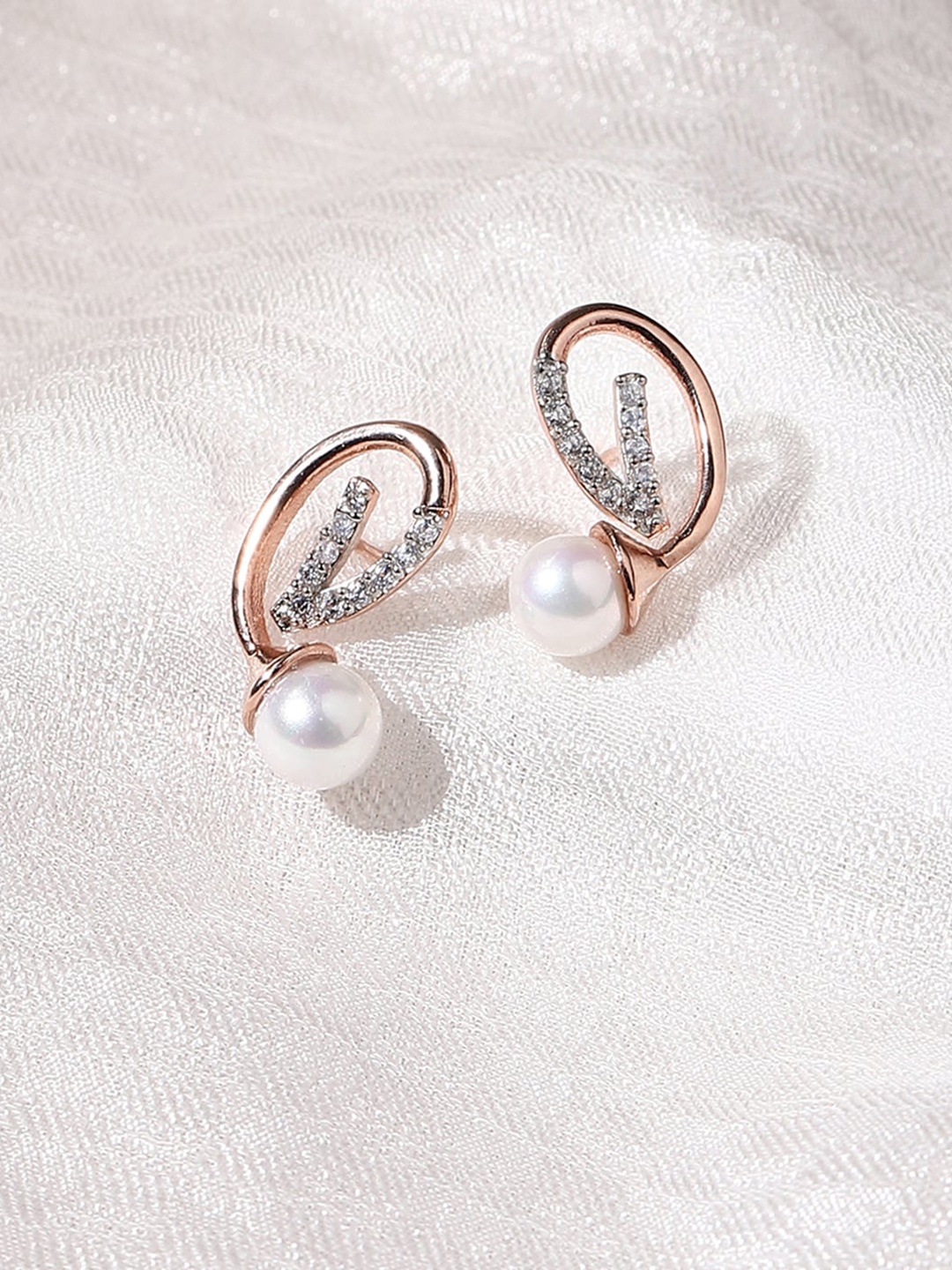 

Voylla Rose Gold Contemporary Studs Earrings