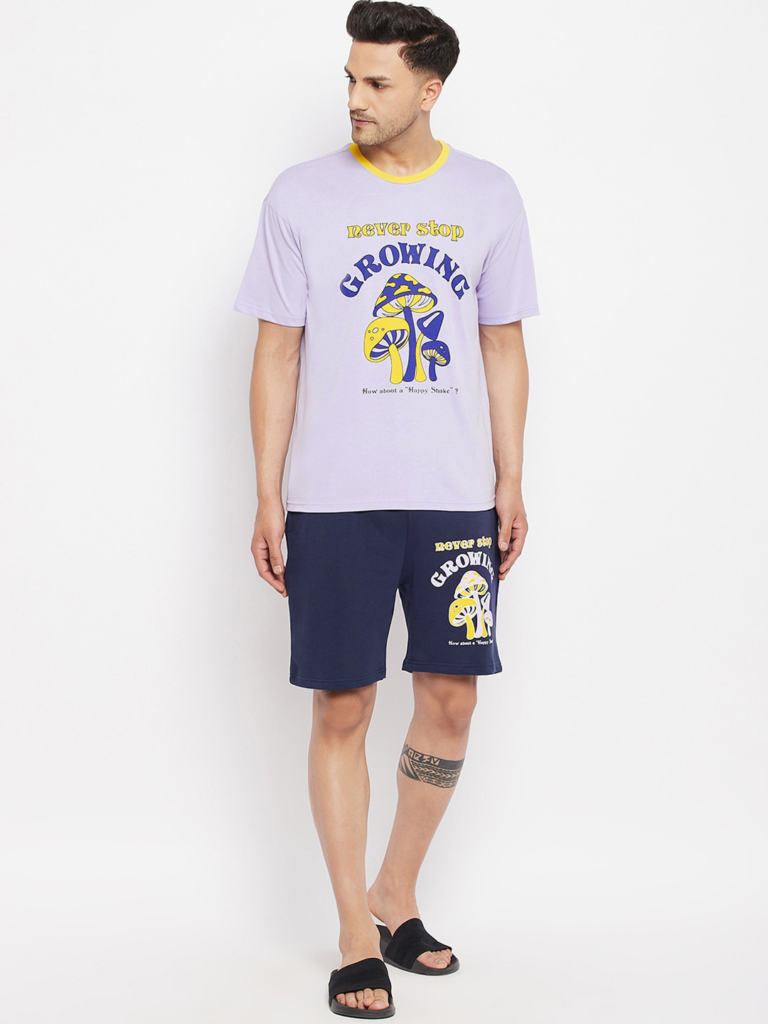 

FUGAZEE Men Lavender & Navy Blue Printed Cotton T-shirt & Shorts Set