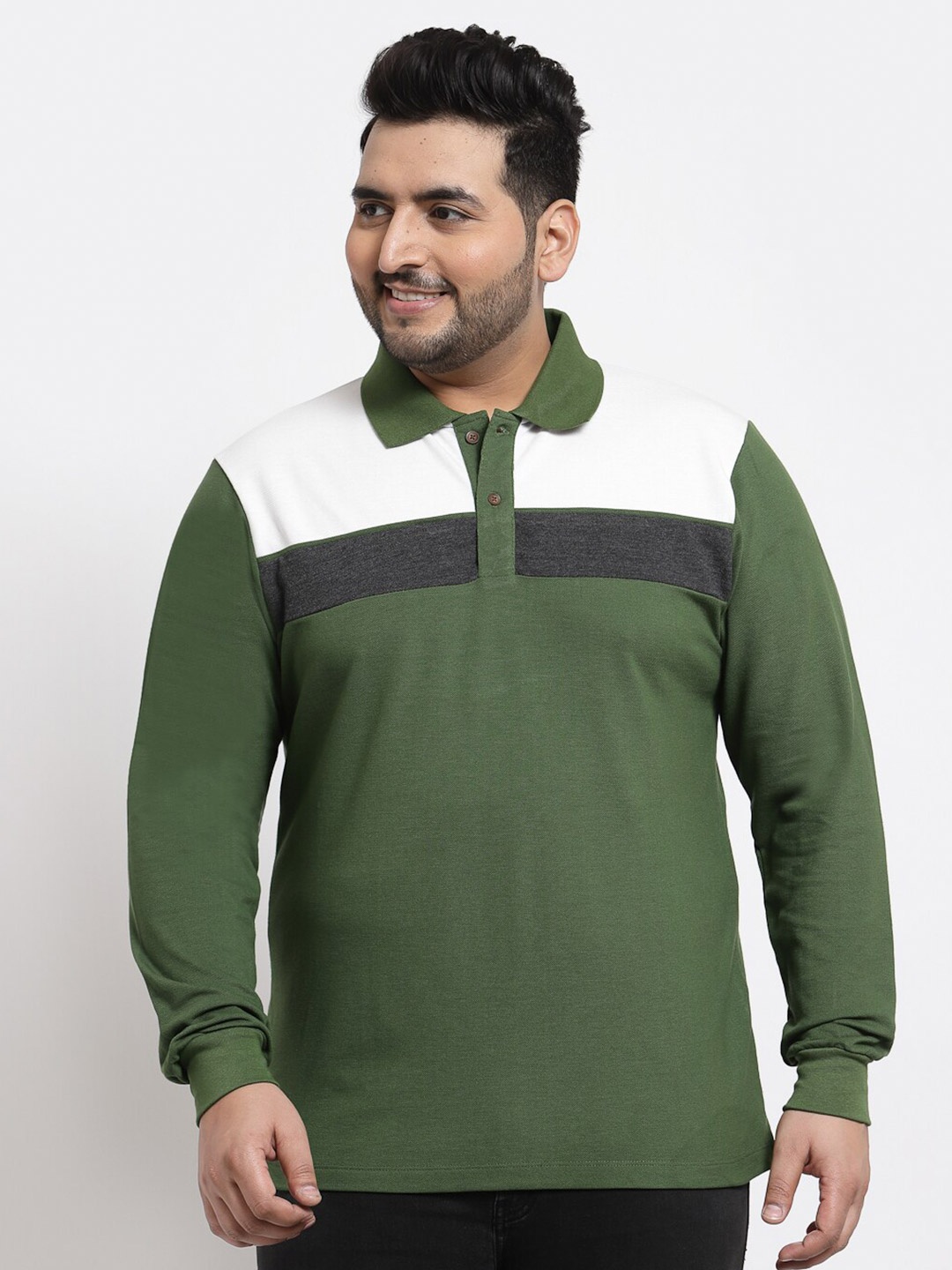 

Kalt Men Green Colourblocked Polo Collar T-shirt