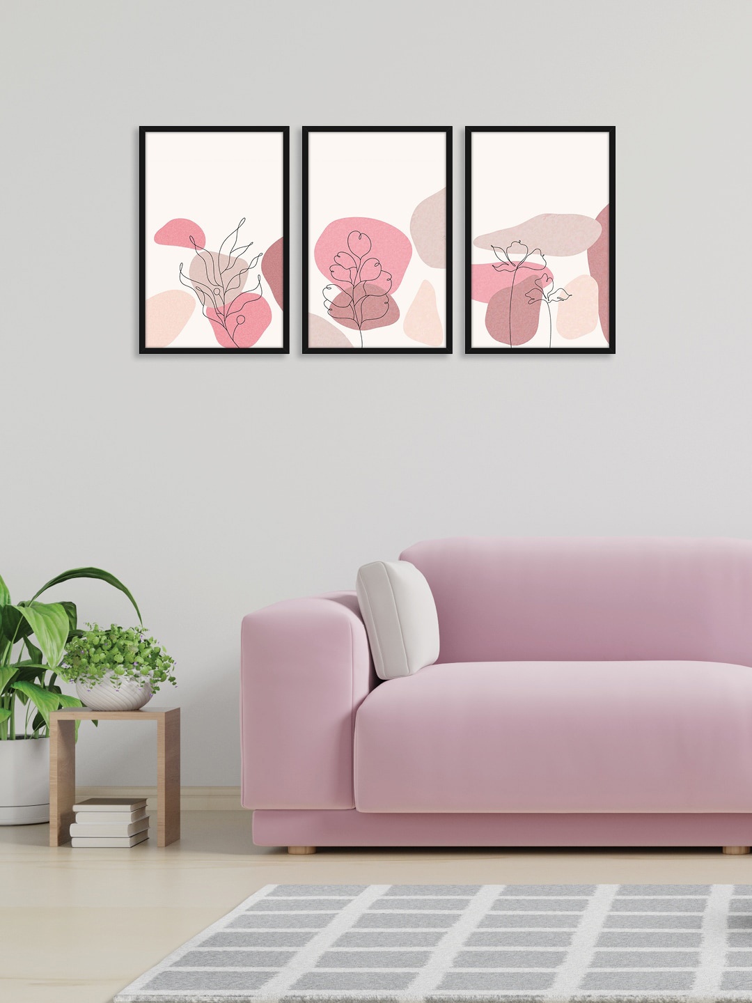 

RANDOM Set of 3 Various Flowers Wall Paintings, Black