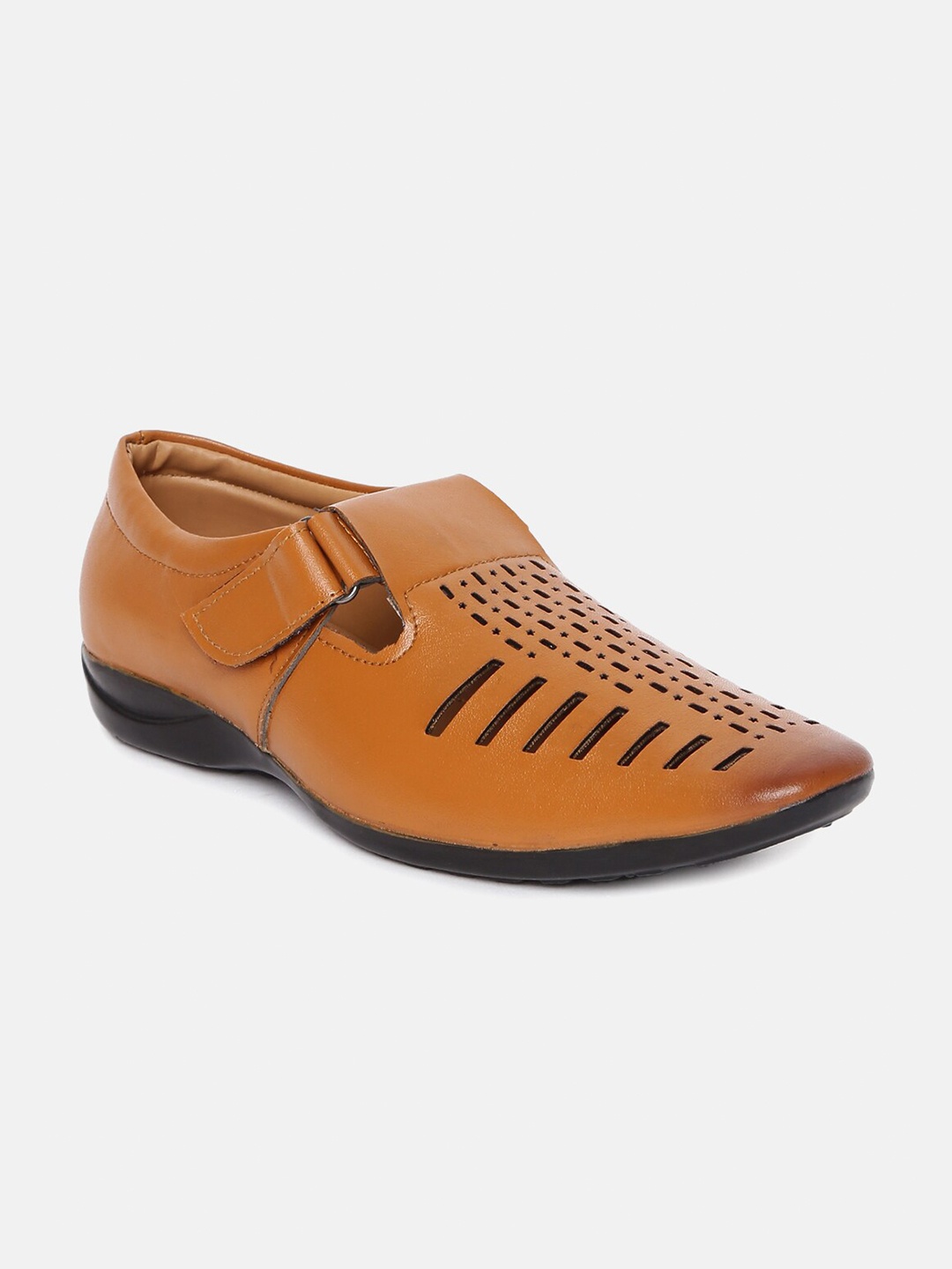 

Paragon Men Tan & Black Comfort Sandals