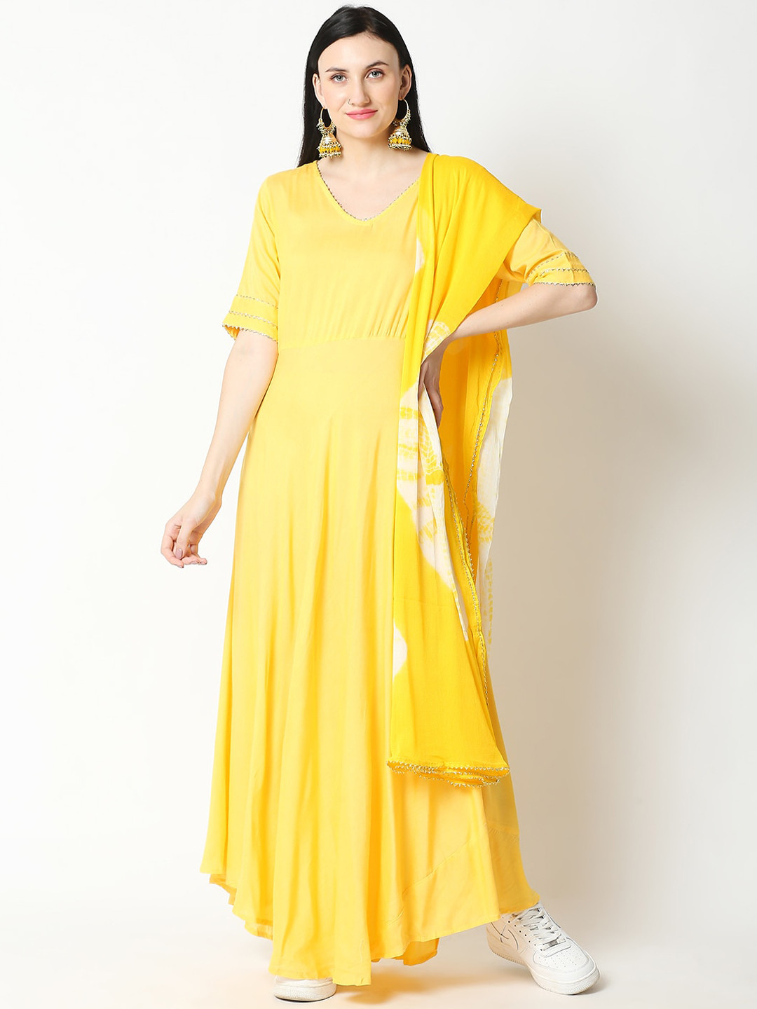 

Aanyor Women Yellow Flared Sleeves Gotta Patti Pastels Kurta