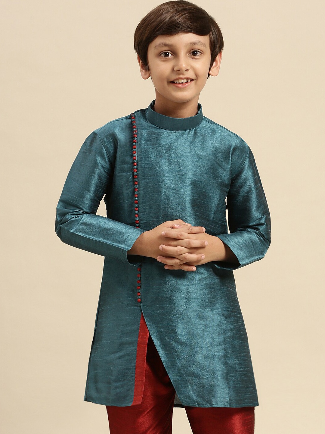 

Sanwara Boys Green Flared Sleeves Thread Work Kurta