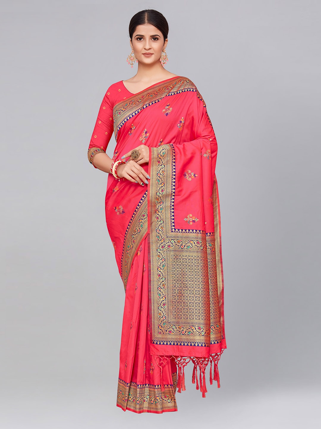 

AYKA CLOTHINGS Pink & Golden Woven Design Zari Art Silk Banarasi Saree
