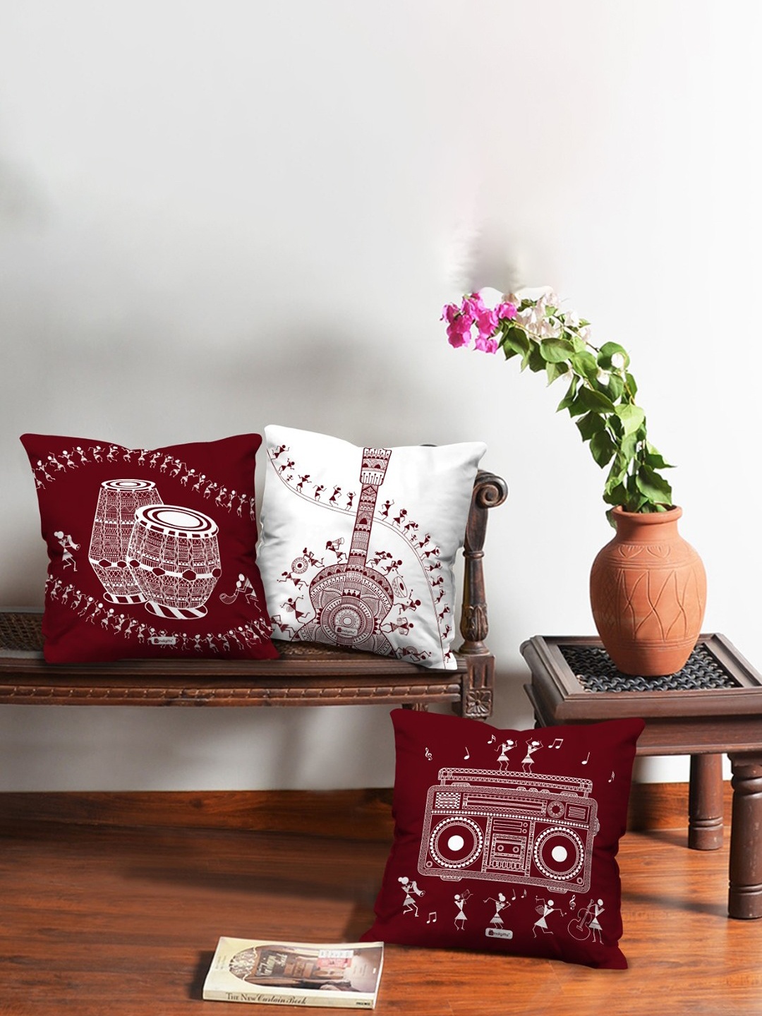 

Indigifts Set of 3 Ethnic Motif Cushions, Maroon