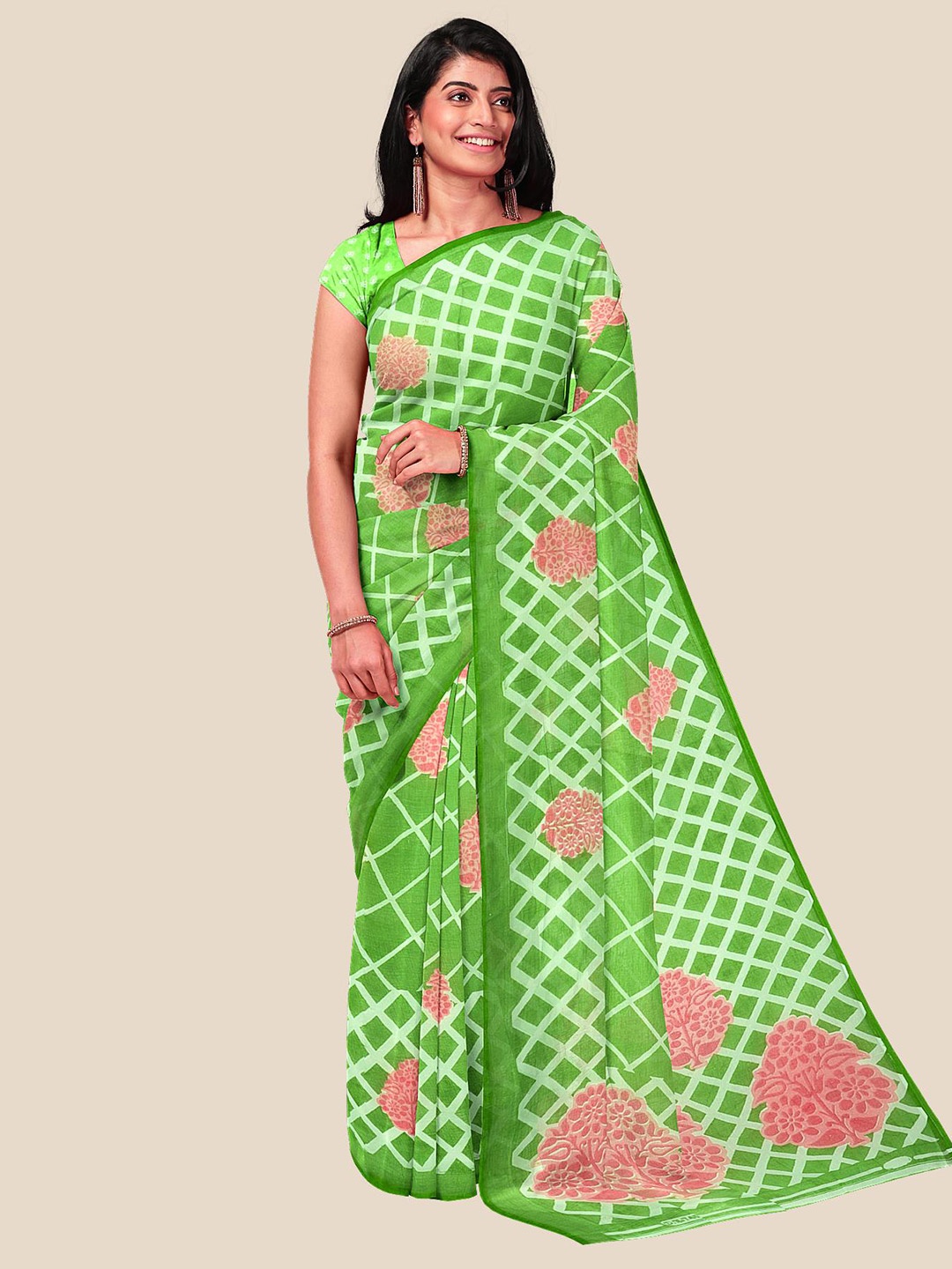 

Kalamandir Green & Red Checked Zari Saree
