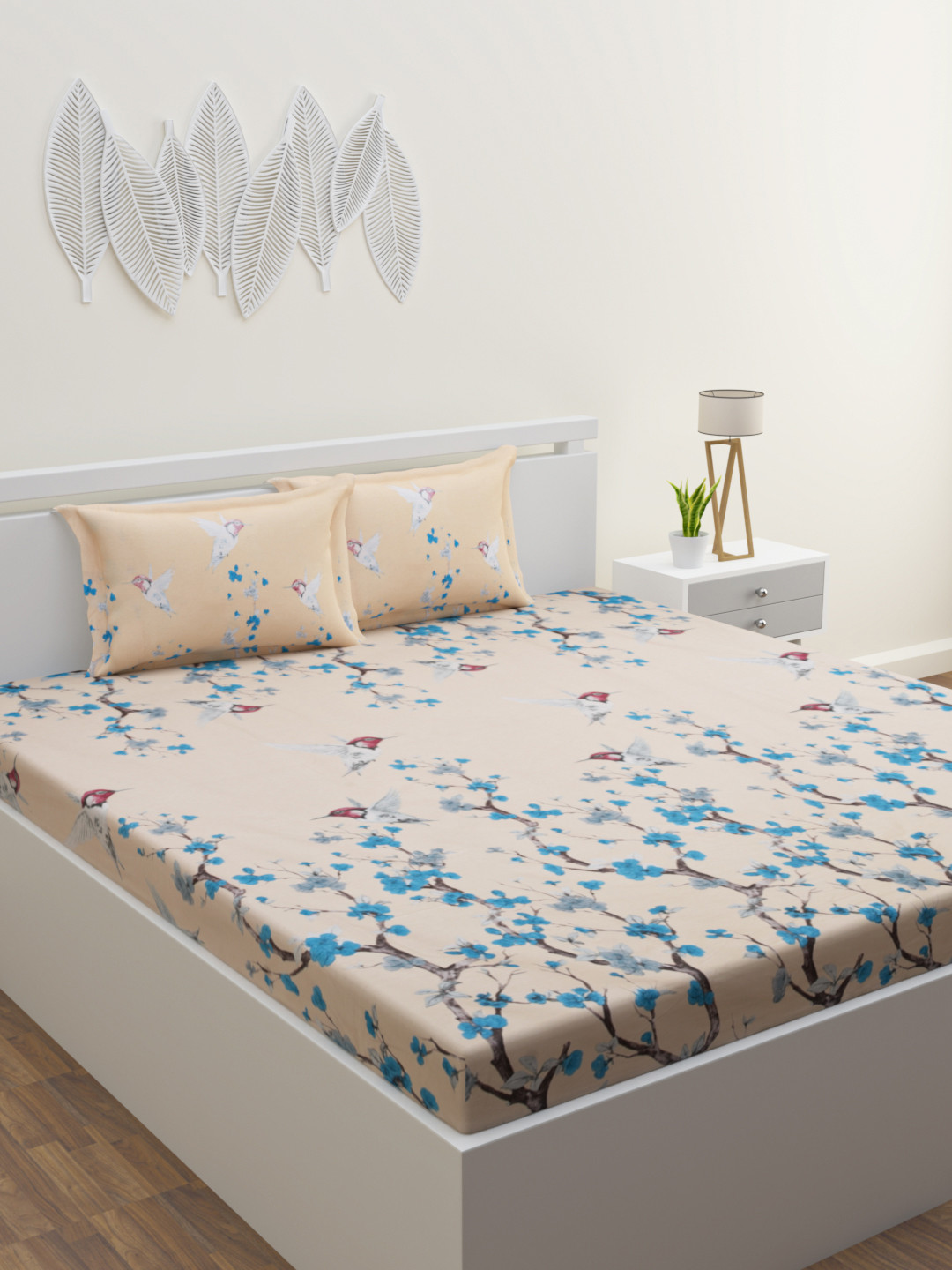 

ROMEE Peach-Coloured & Blue Floral 160 TC Pure Cotton King Bedsheet with 2 Pillow Covers