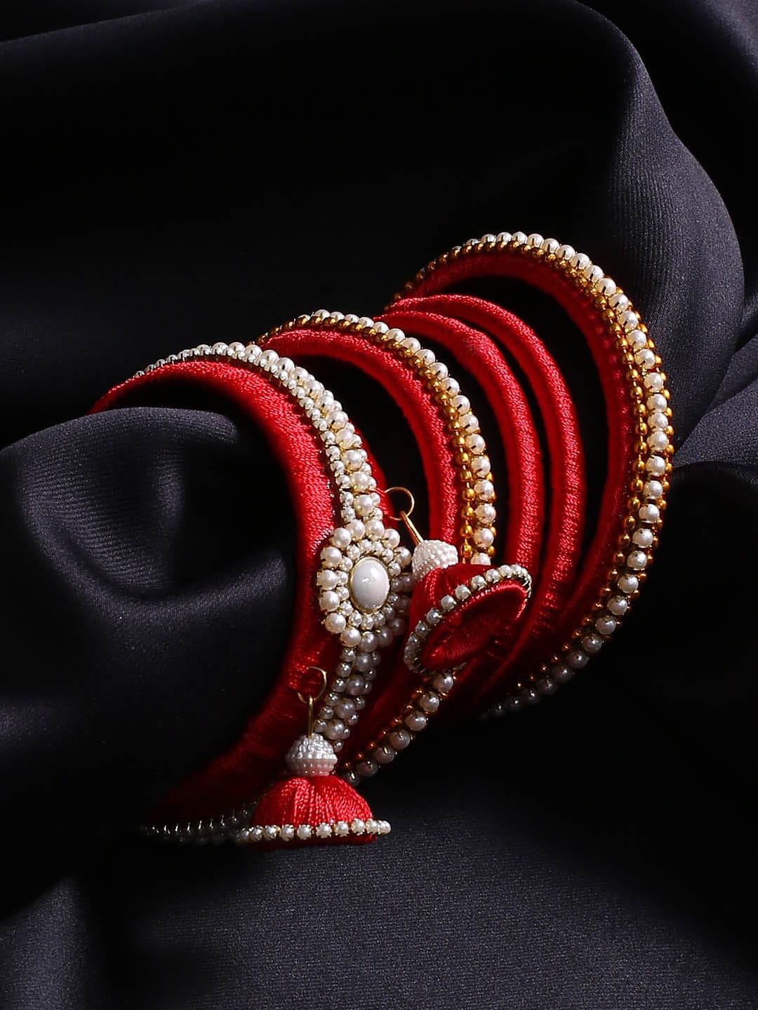 

AKSHARA Pack of 10 Red & White Gold Plated Handcrafted Bangles