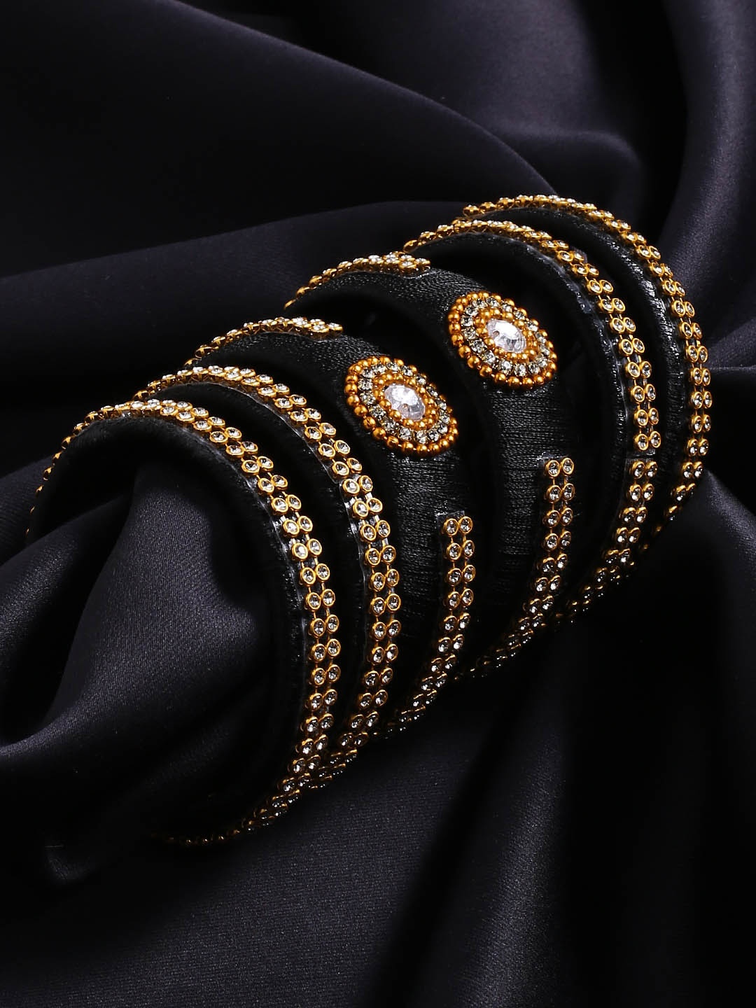 

AKSHARA Set Of 6 Gold-Plated Black Stone Studded Handcrafted Bangle