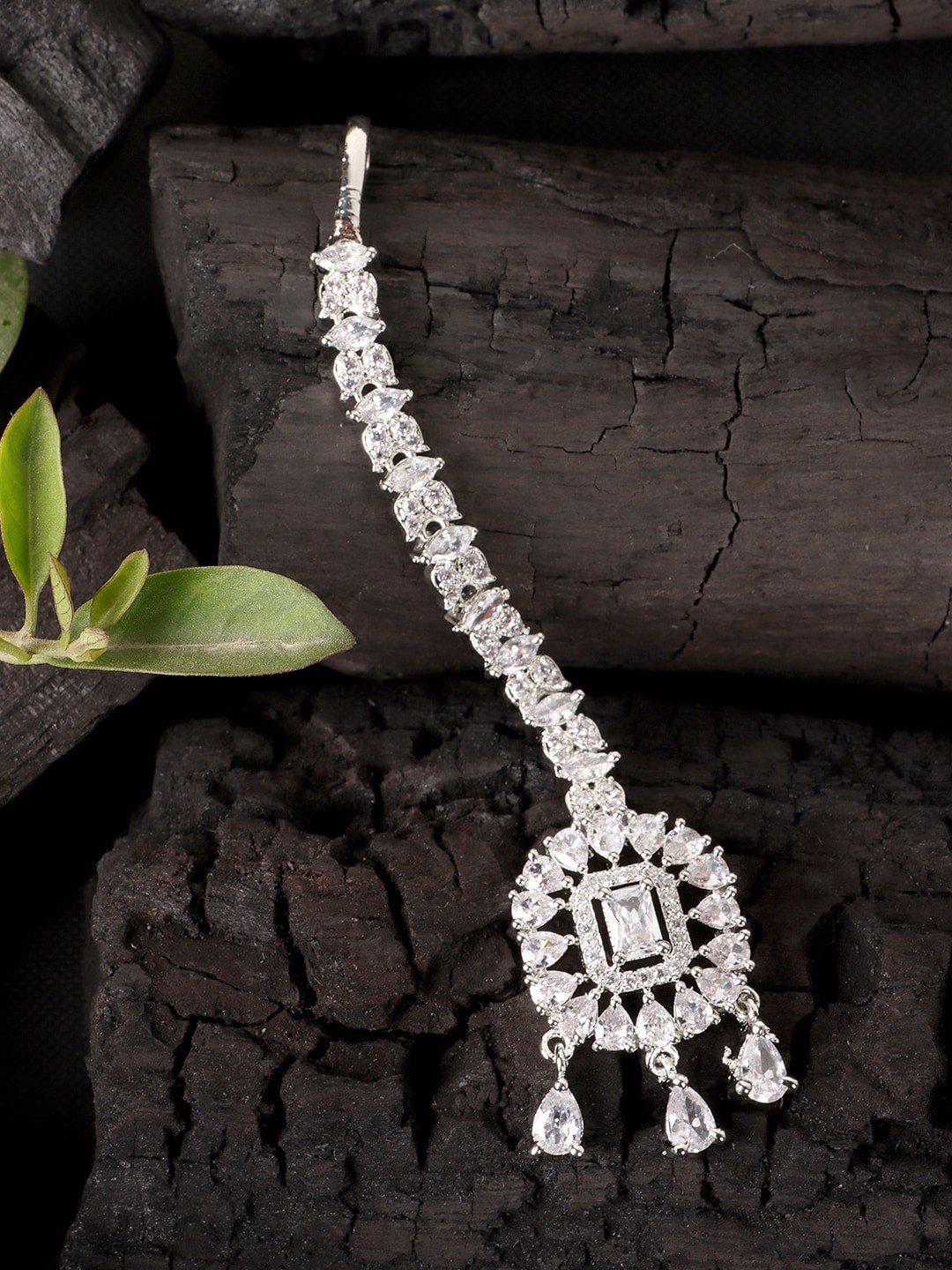 

JEWELS GEHNA Silver-Plated White AD-Studded Handcrafted Maang Tikka