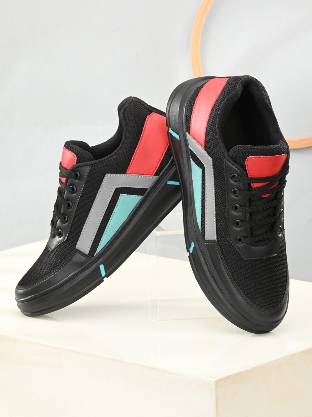 

Mast & Harbour Men Black Colourblocked Sneakers