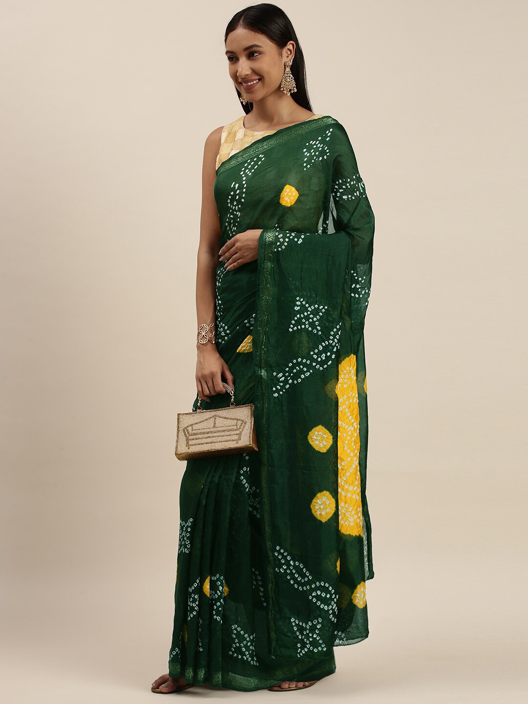 

Geroo Jaipur Green & White Bandhani Art Silk Bandhani Saree