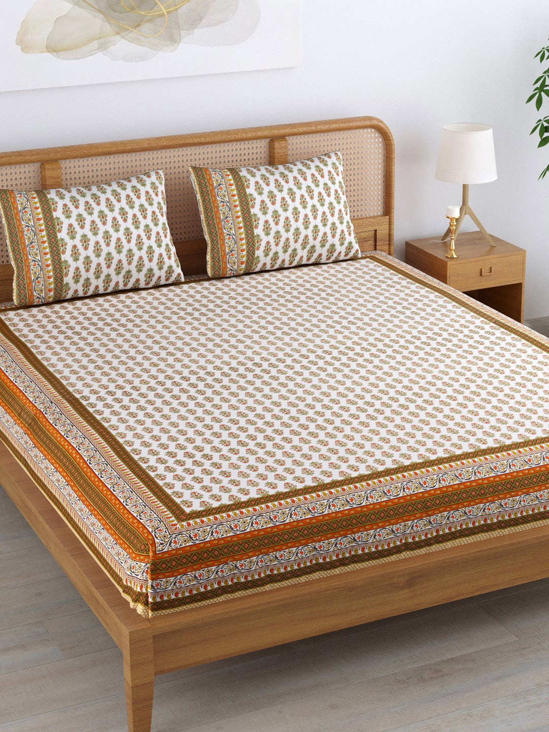 

Clasiko Unisex White Bedsheets