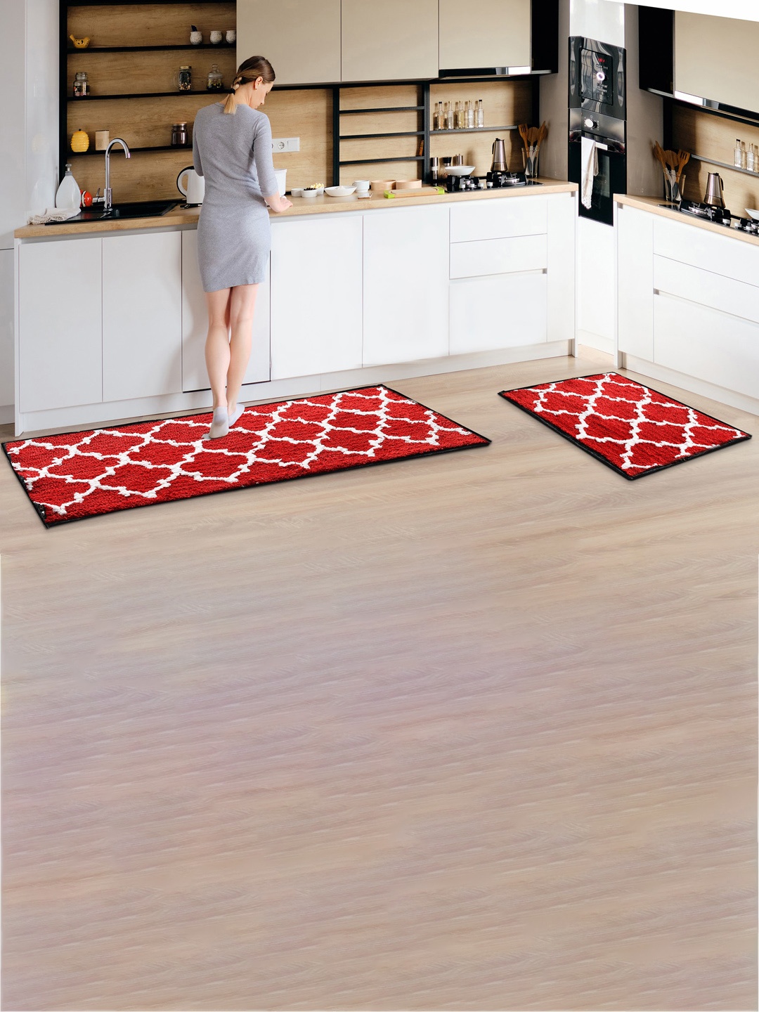 

AAZEEM Set Of 2 Red & White Printed Rectangular Anti Skid Runners