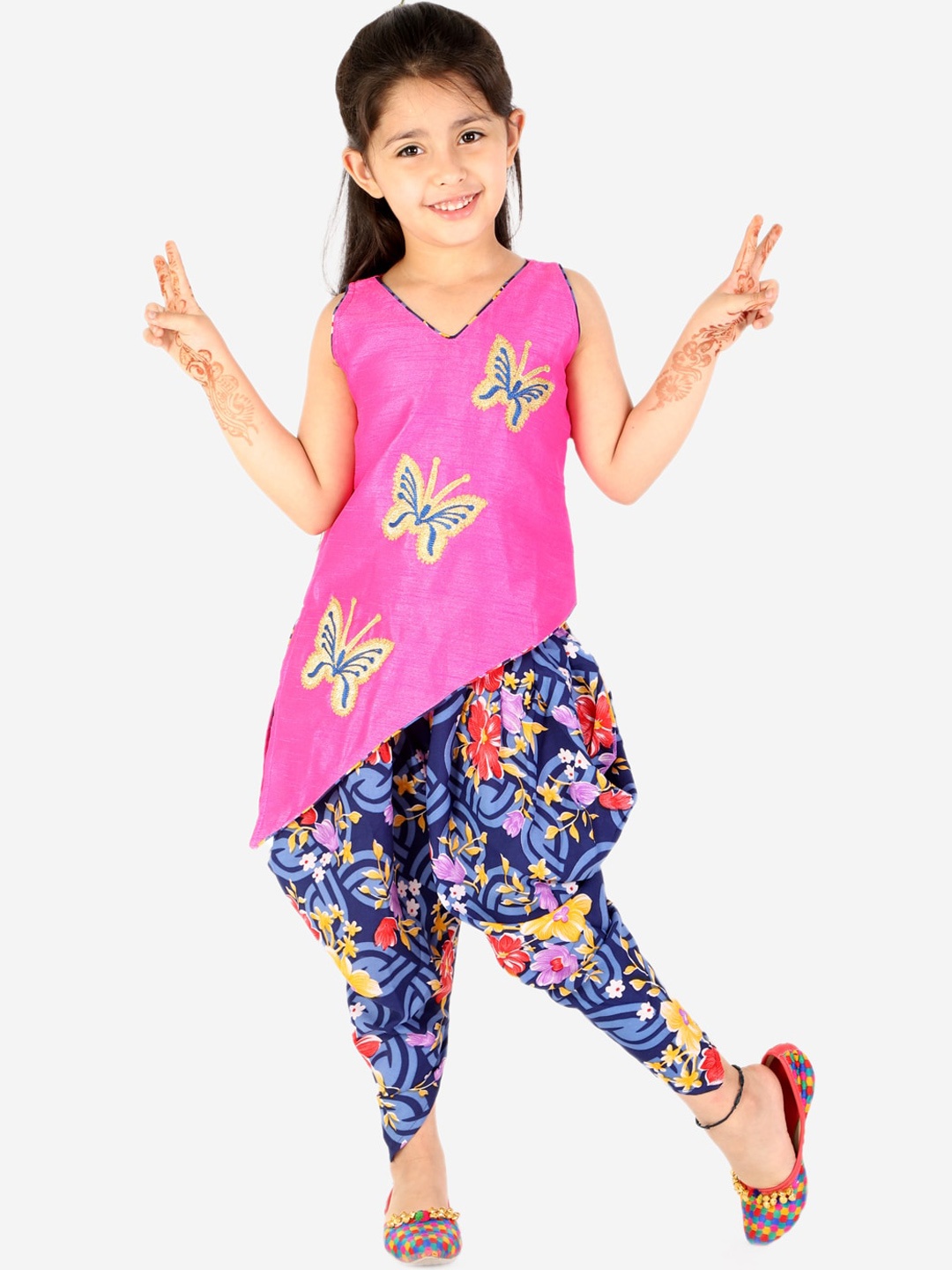 

KID1 Girls Pink Floral Printed Angrakha Kurti with Dhoti Pants
