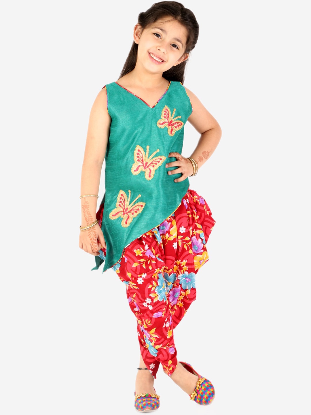 

KID1 Girls Green Floral Printed Kurti with Dhoti Pants