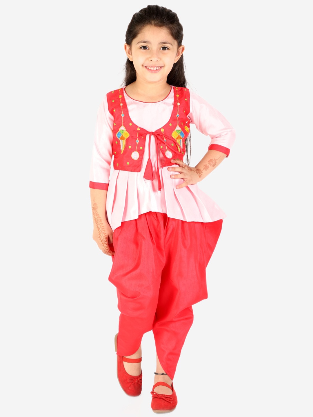 

KID1 Girls Red Floral Printed Dupion Silk Kurti with Dhoti Pants