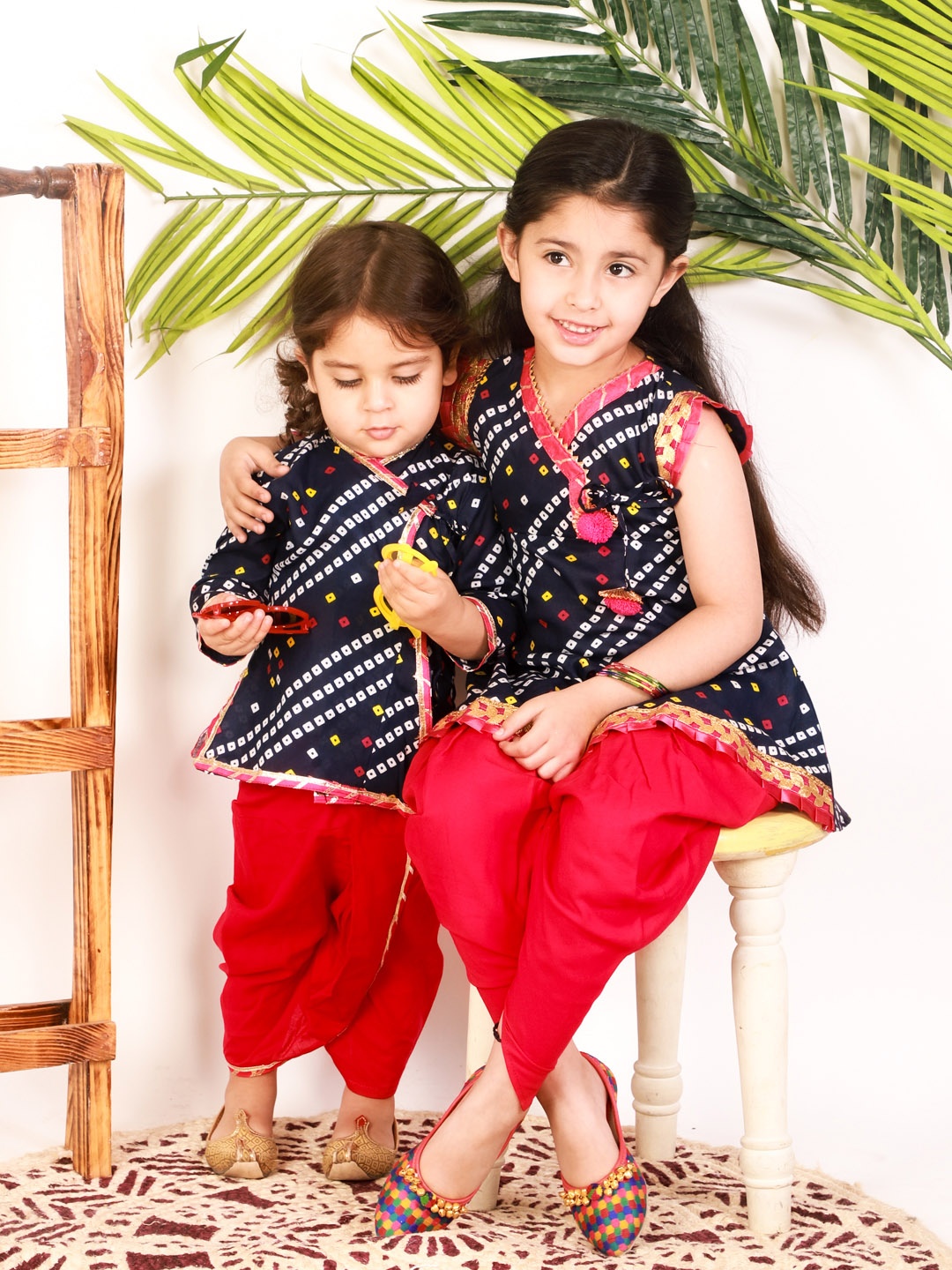 

KID1 Girls Navy Blue Printed Layered Pure Cotton Kurti with Dhoti Pants