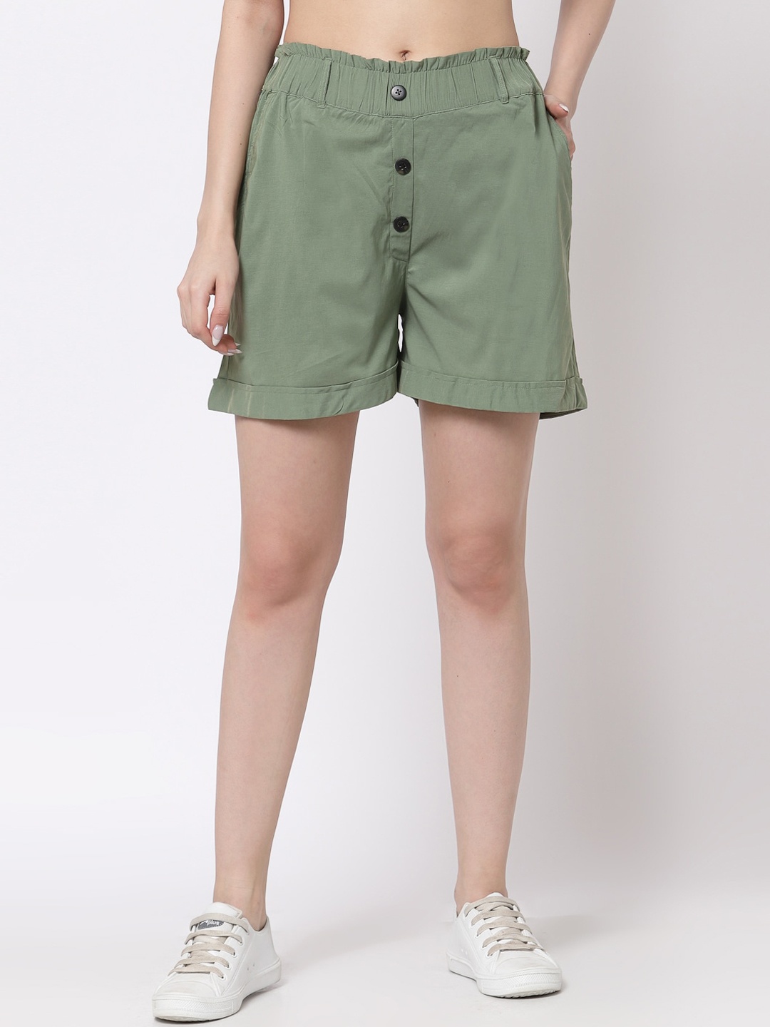 

KLOTTHE Women Green Solid Traning & Gym Shorts