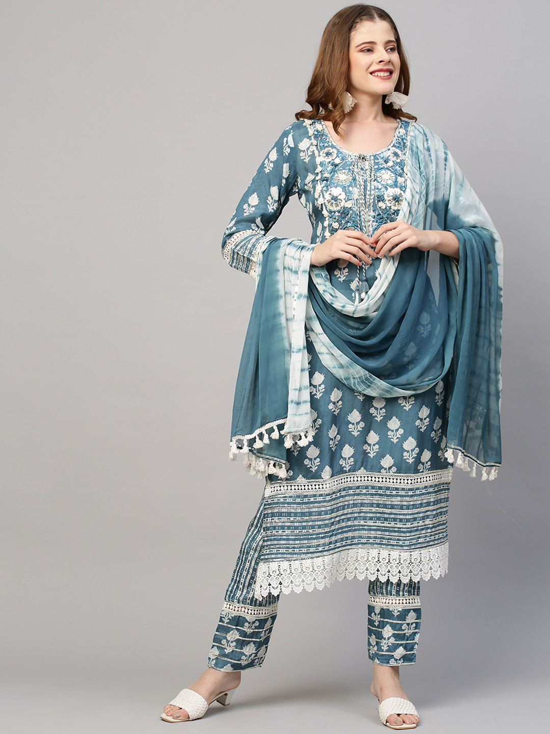 

FASHOR Women Teal Striped High Slit Sequinned Kurta with Skirt