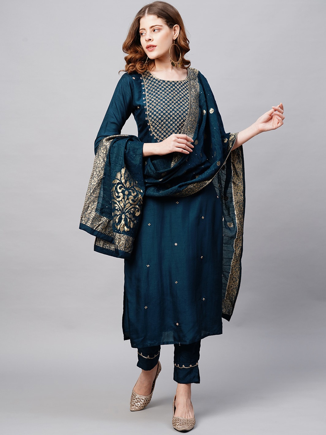 

FASHOR Women Blue Yoke Design Layered Beads and Stones Chanderi Silk Kurti with Trousers & With Dupatta